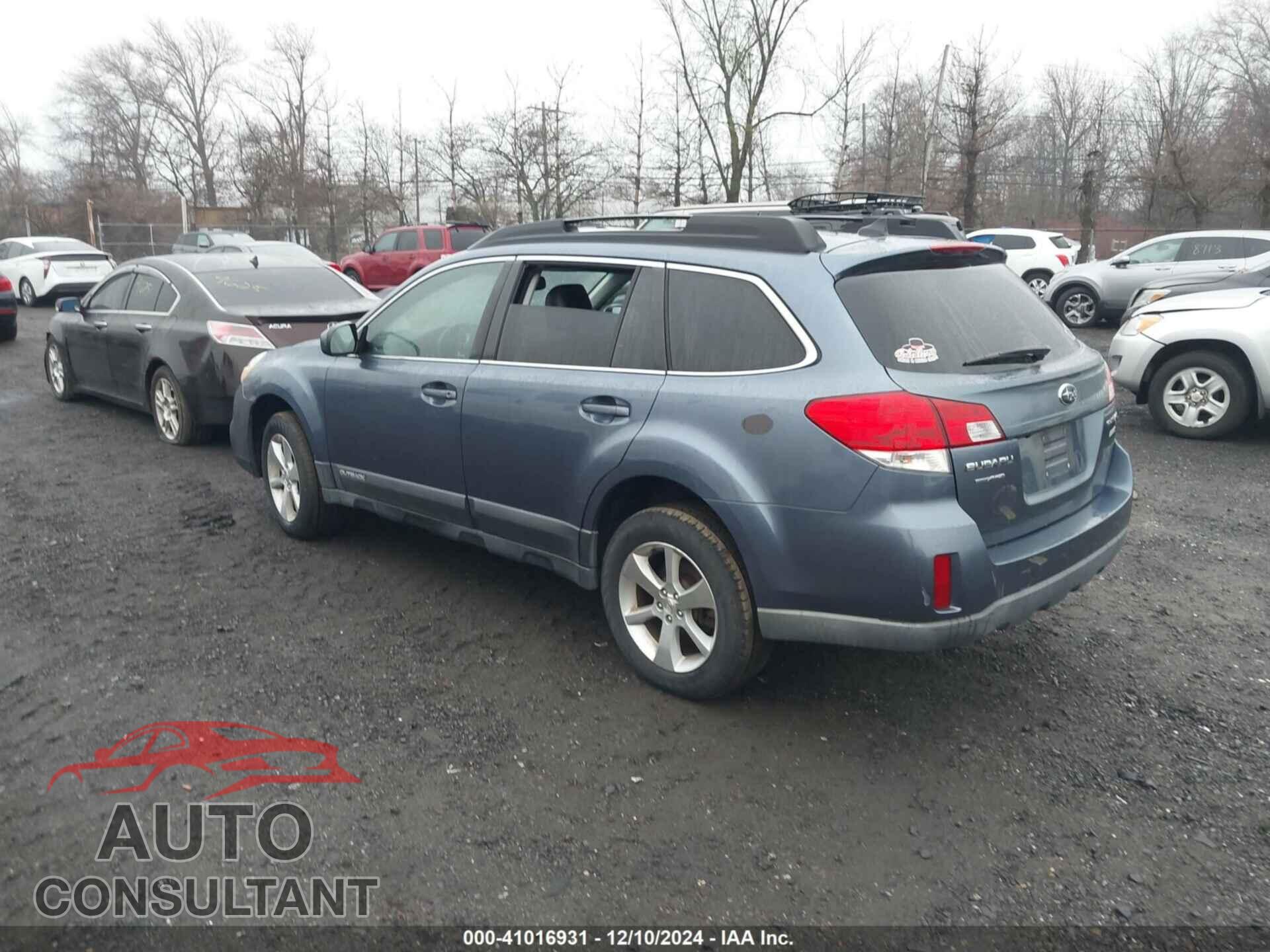 SUBARU OUTBACK 2013 - 4S4BRBKC8D3250958