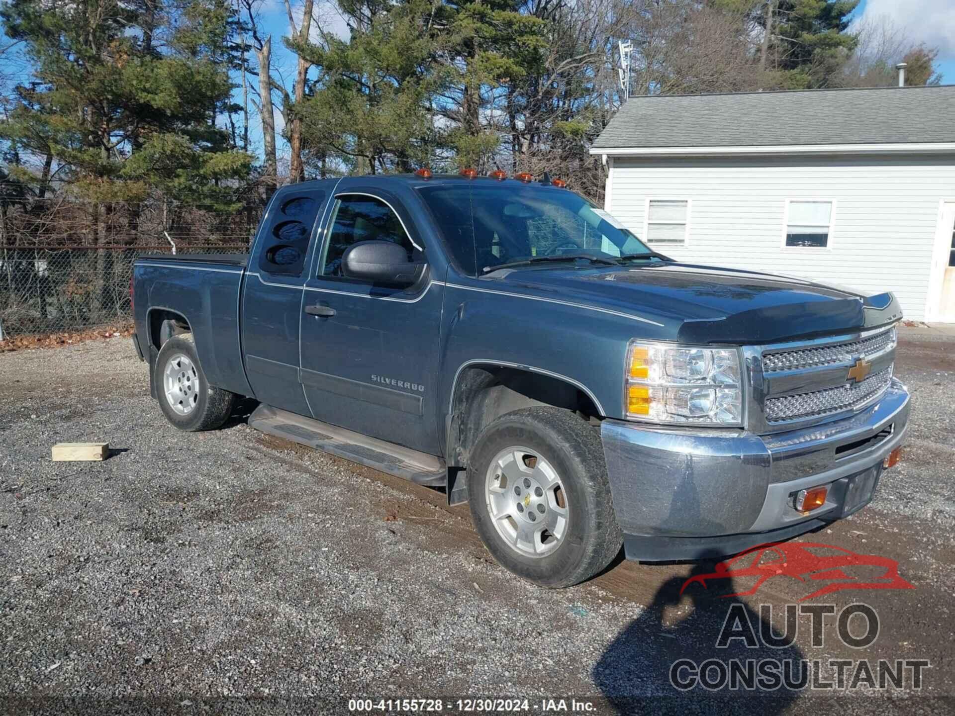 CHEVROLET SILVERADO 1500 2013 - 1GCRCSE03DZ162841