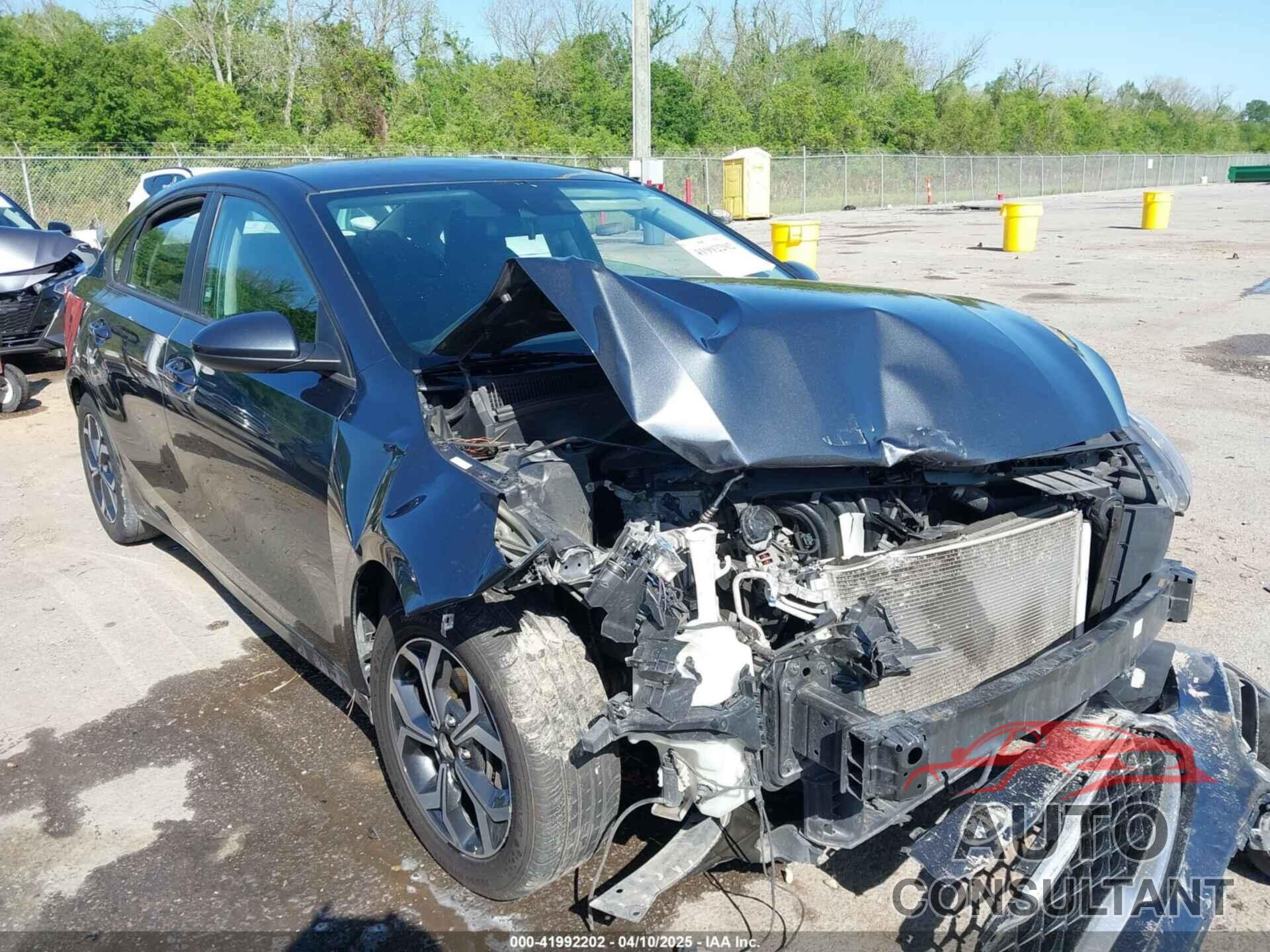 KIA FORTE 2021 - 3KPF24AD5ME309702