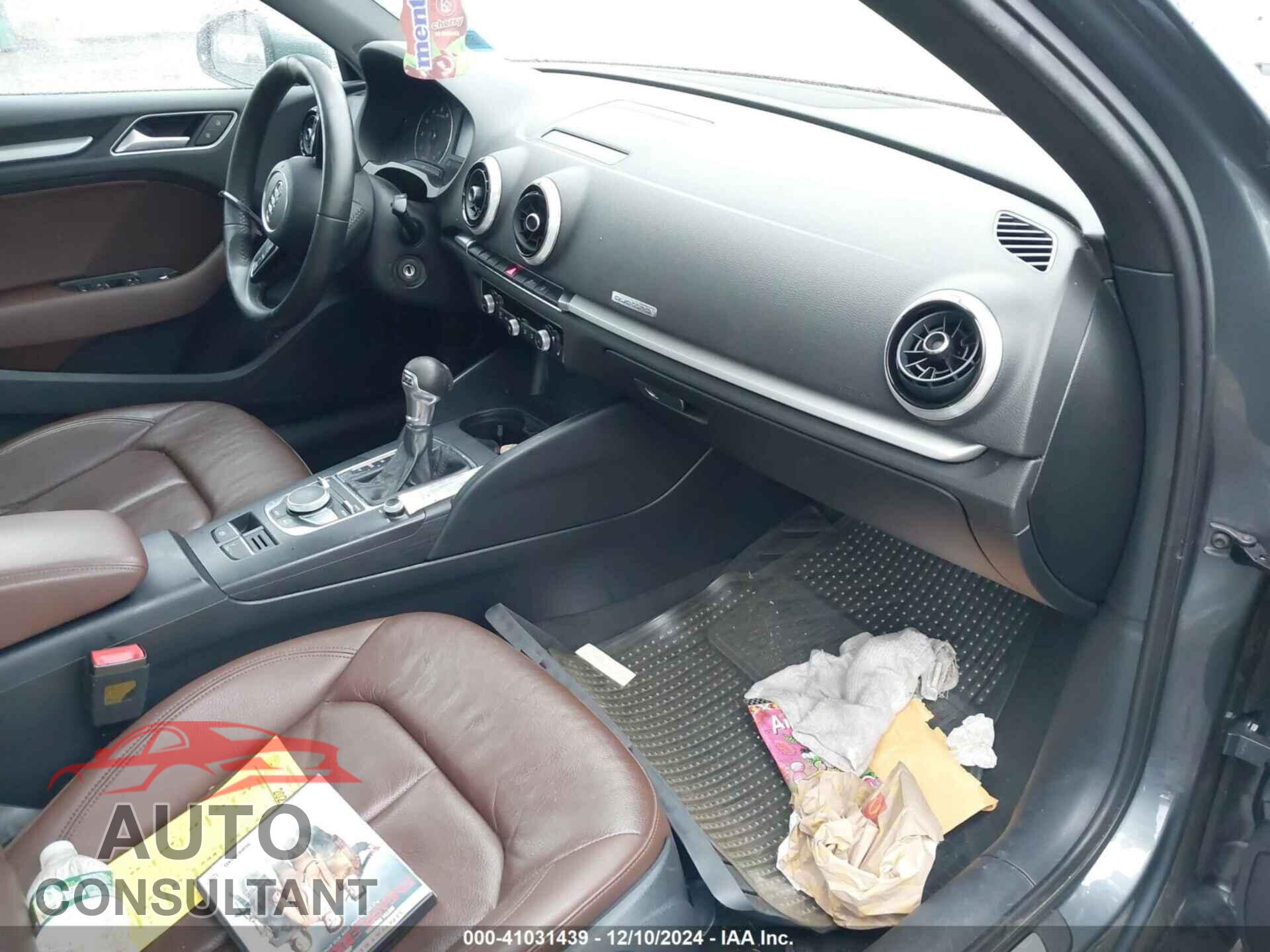 AUDI A3 2017 - WAUB8GFF4H1025475