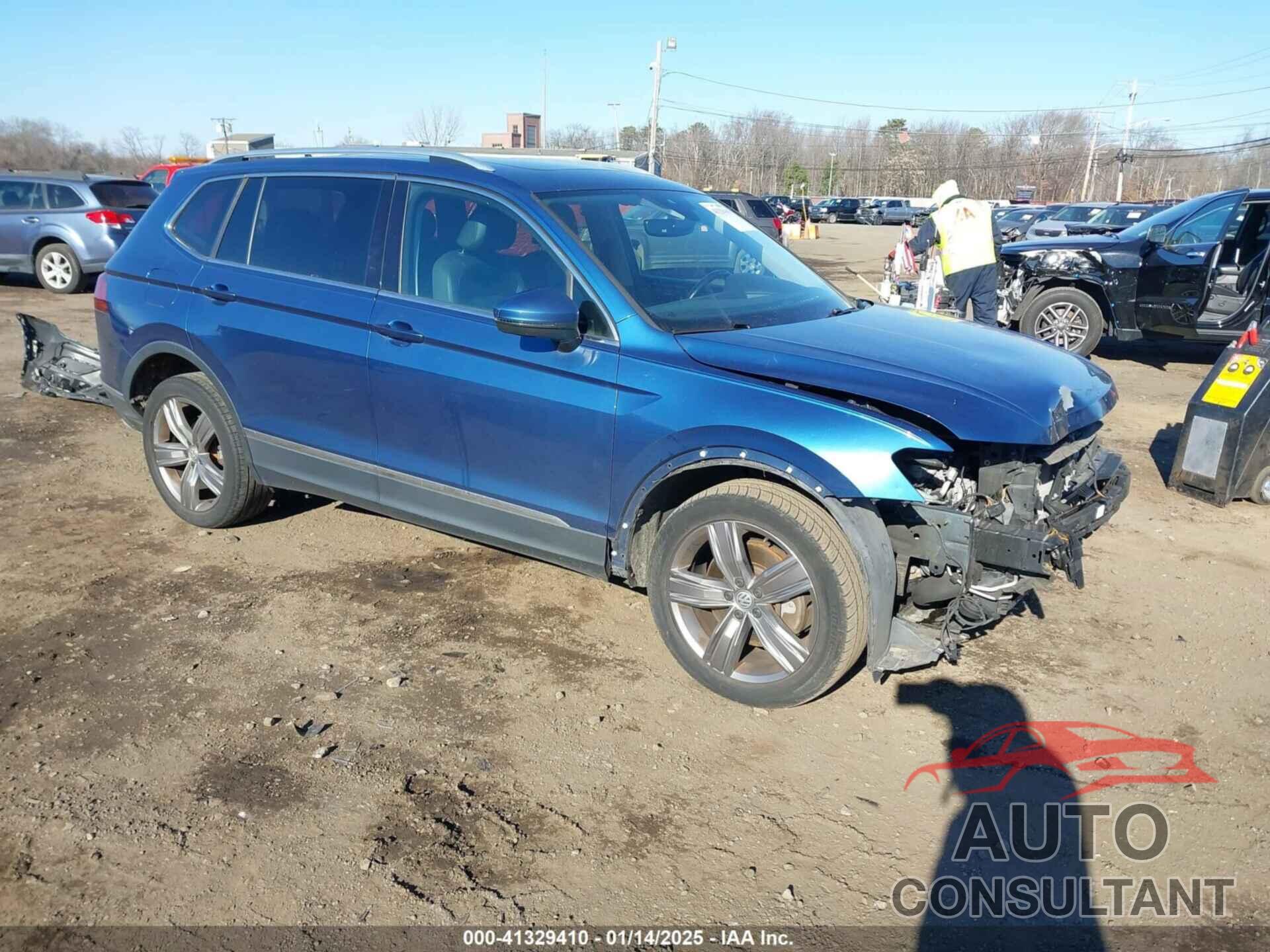 VOLKSWAGEN TIGUAN 2018 - 3VV4B7AX6JM219111