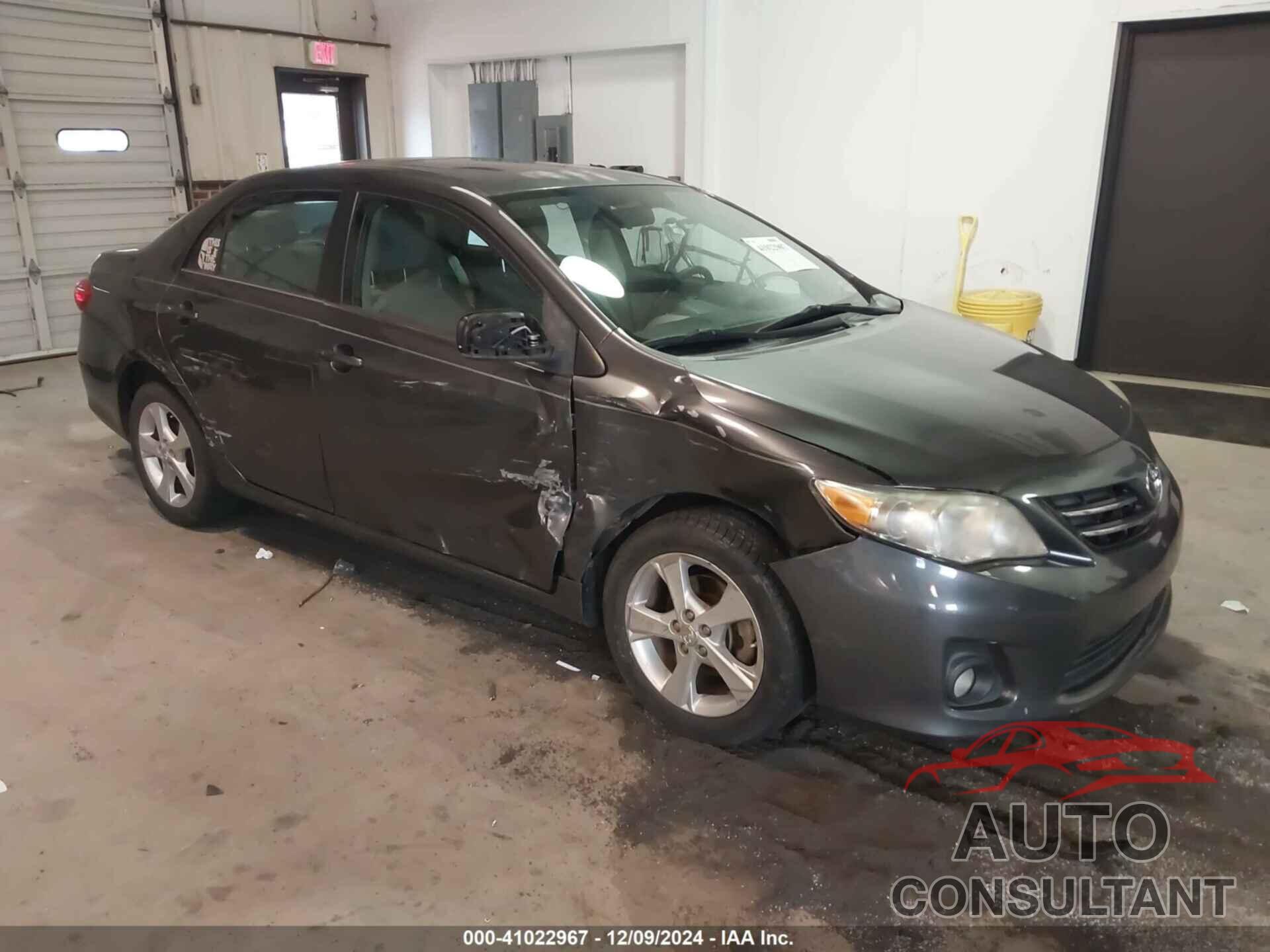TOYOTA COROLLA 2013 - 2T1BU4EE6DC977146