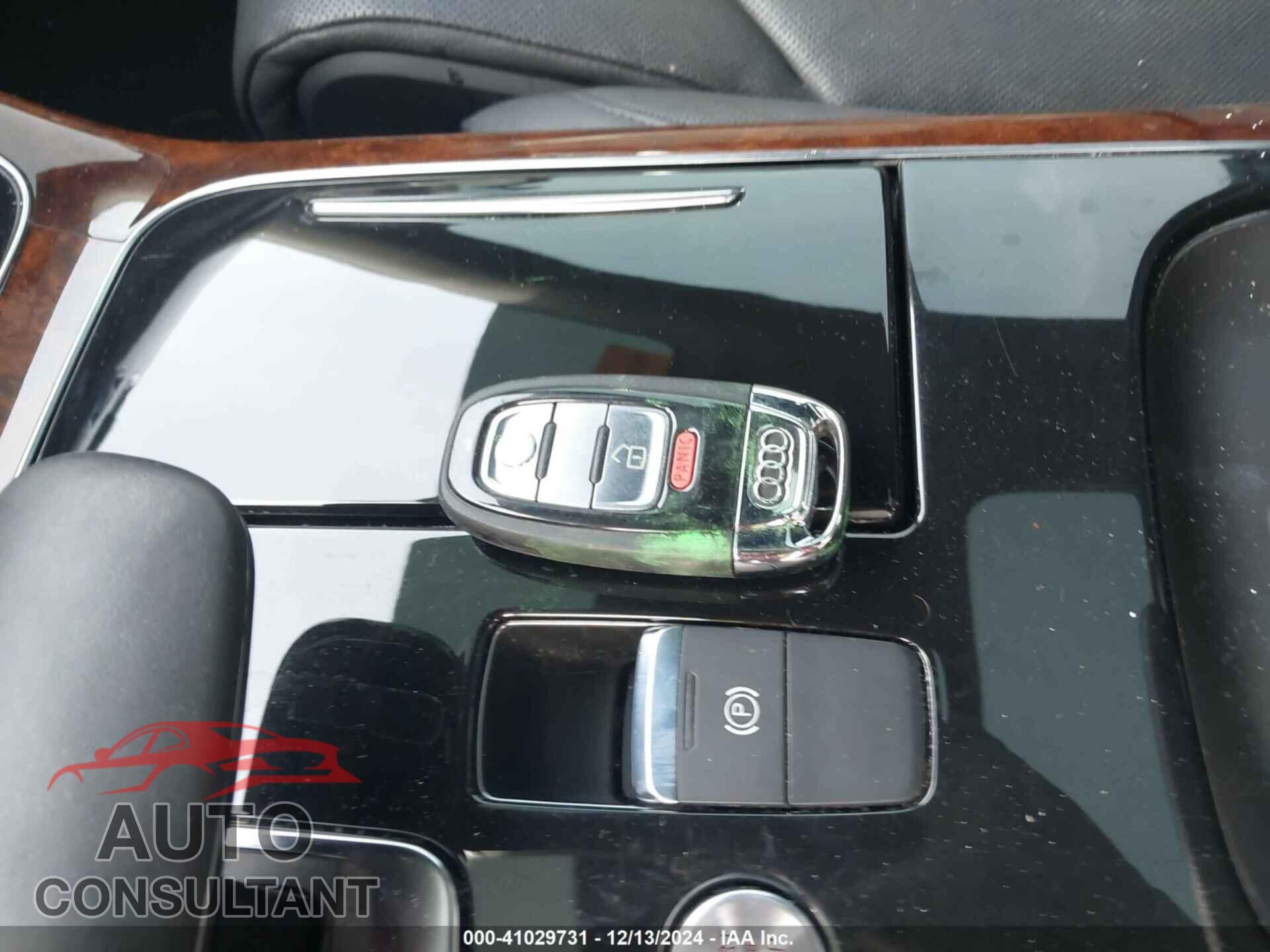 AUDI A8 L 2013 - WAUR2AFD1DN010950