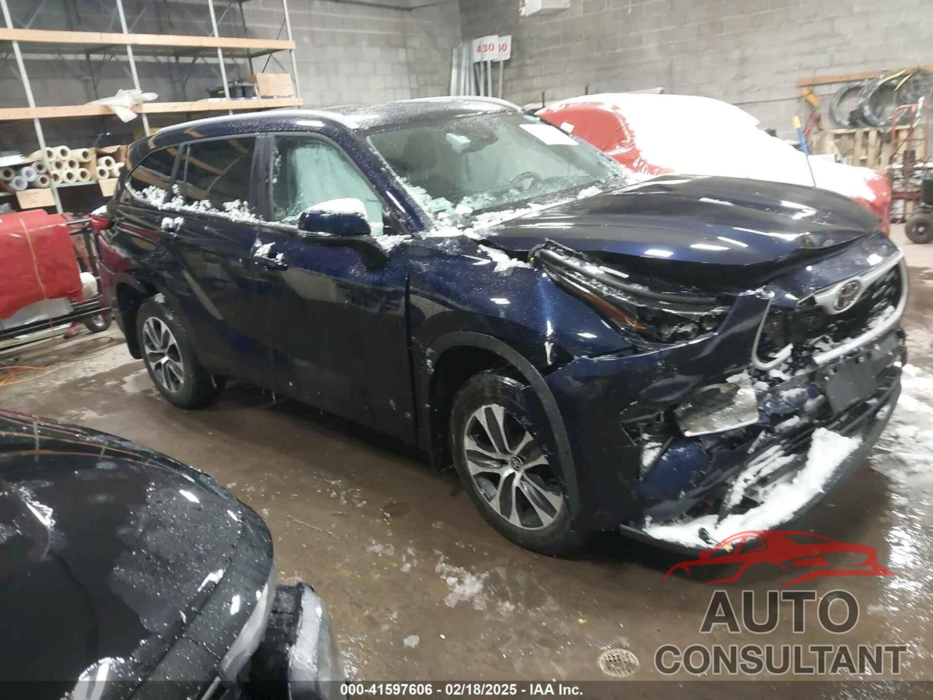 TOYOTA HIGHLANDER 2023 - 5TDKDRBH8PS030634