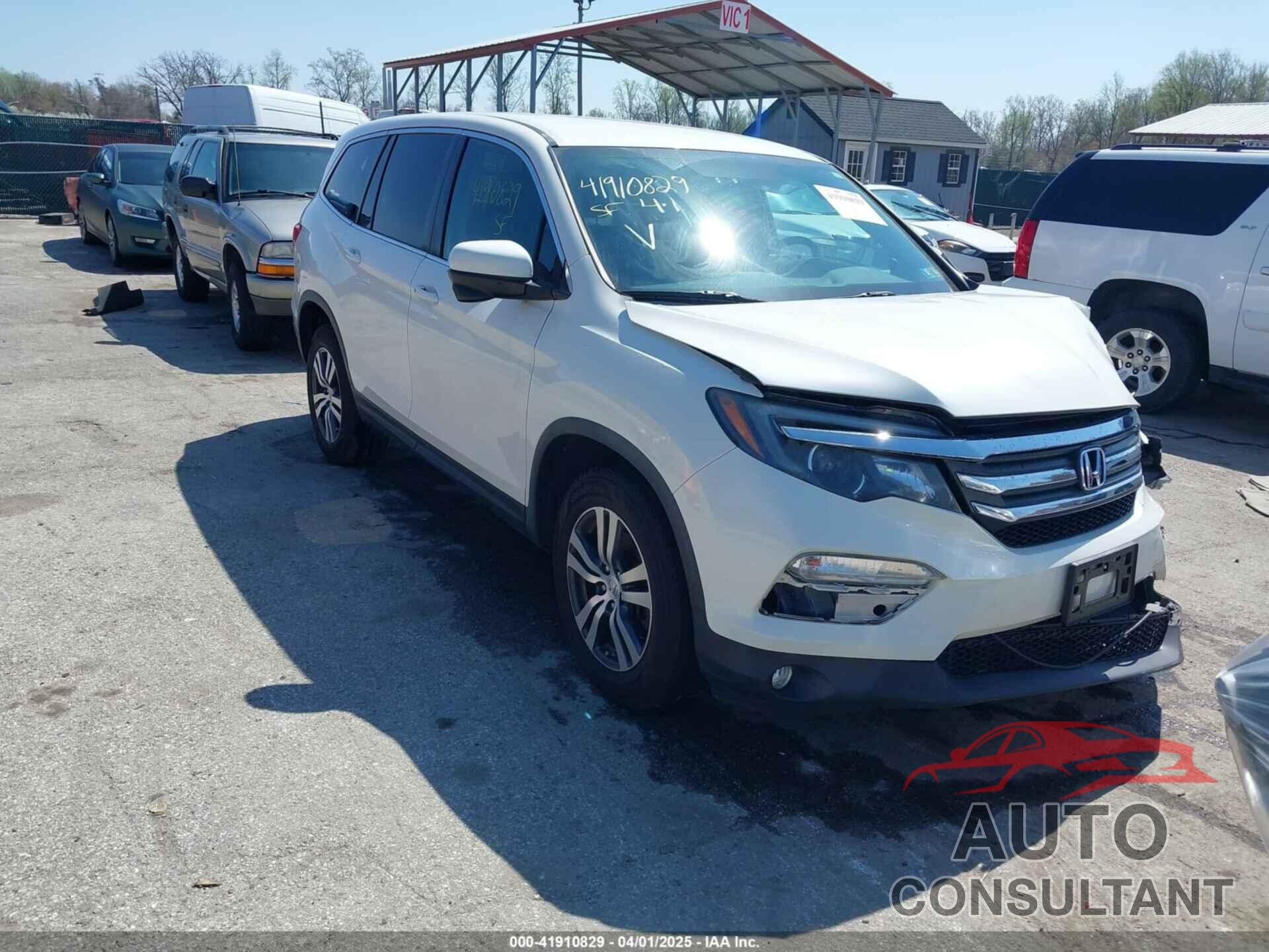 HONDA PILOT 2017 - 5FNYF6H30HB061090