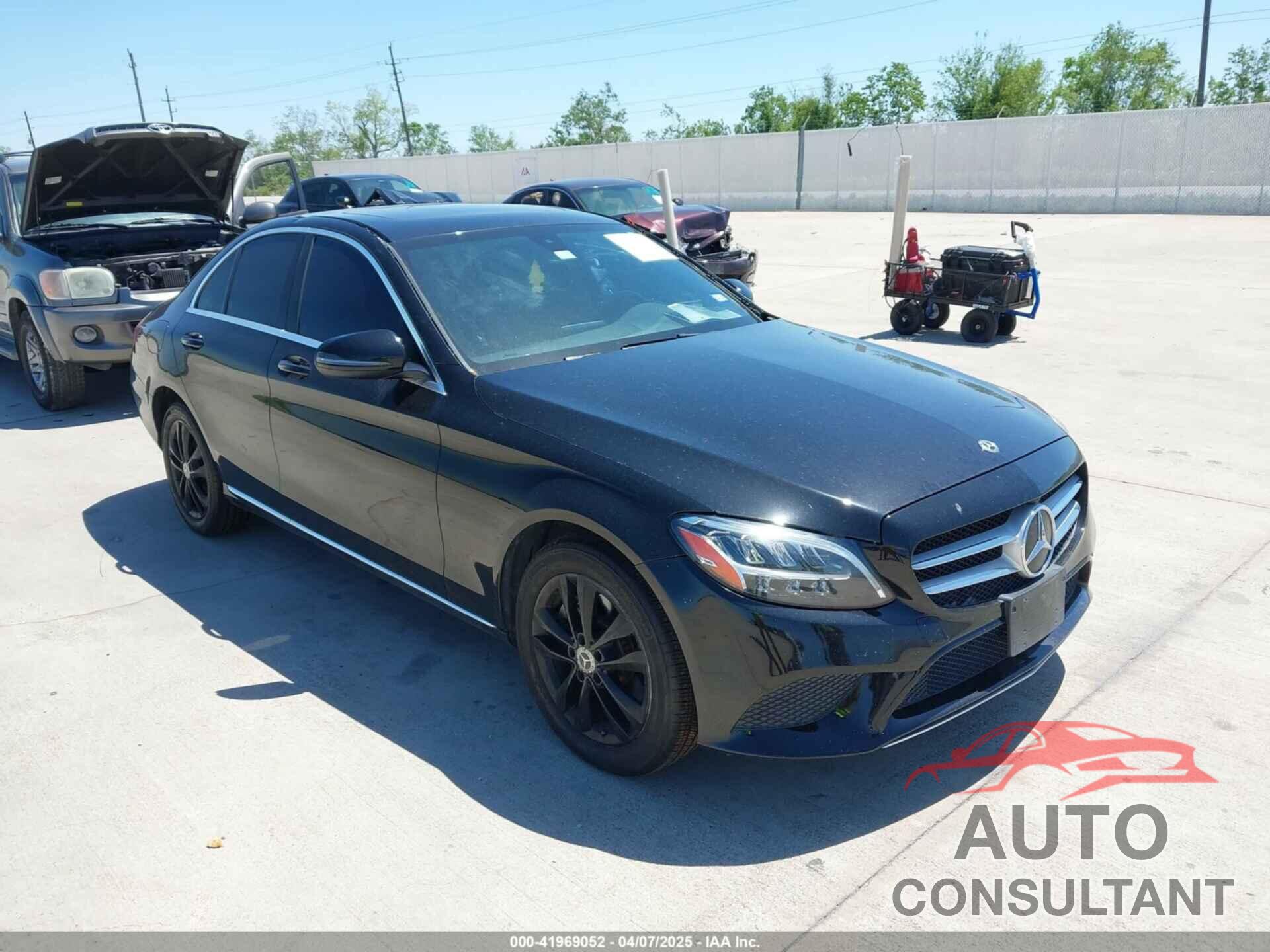 MERCEDES-BENZ C 300 2019 - 55SWF8EB6KU315843