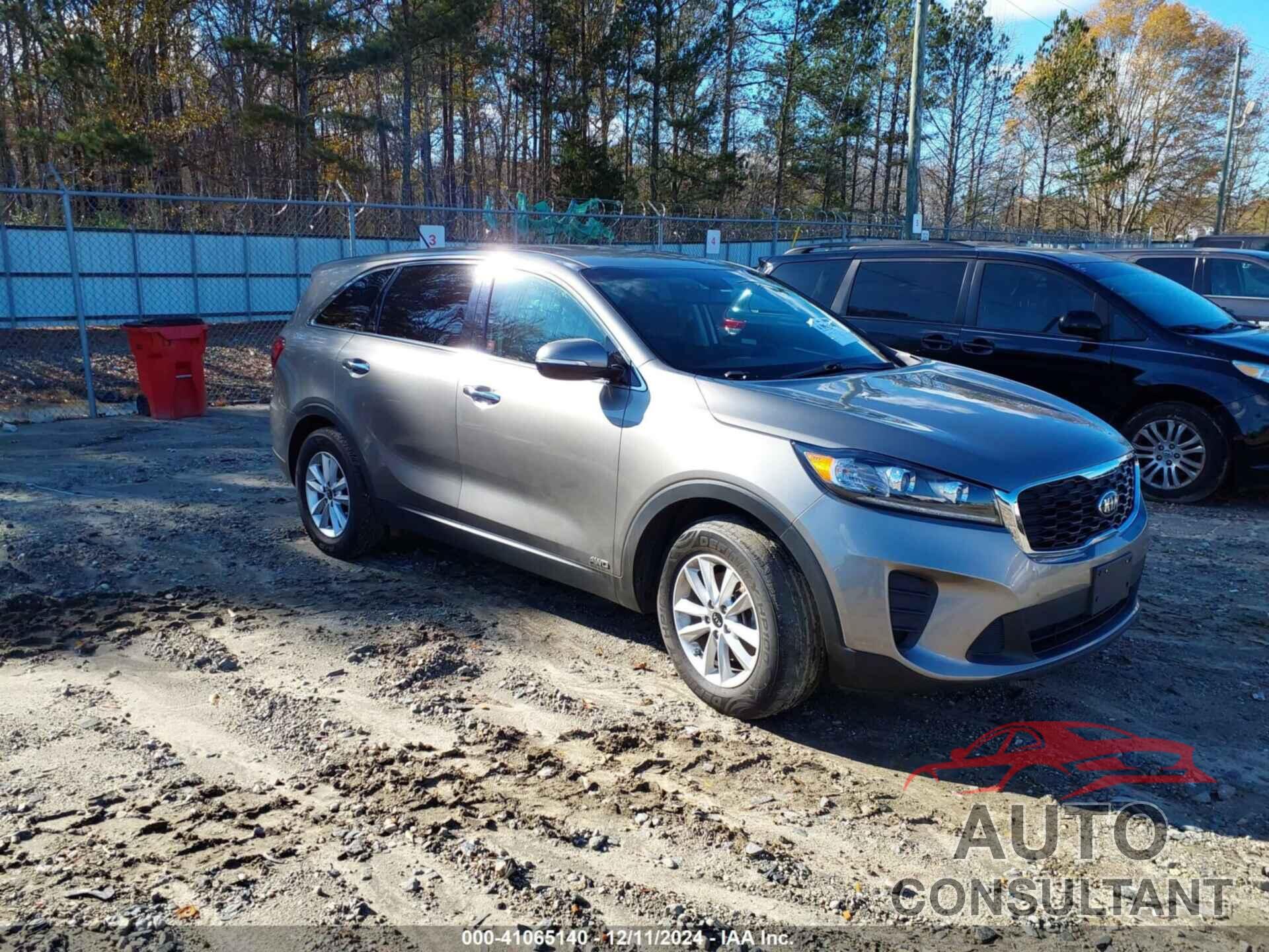 KIA SORENTO 2019 - 5XYPGDA52KG528440