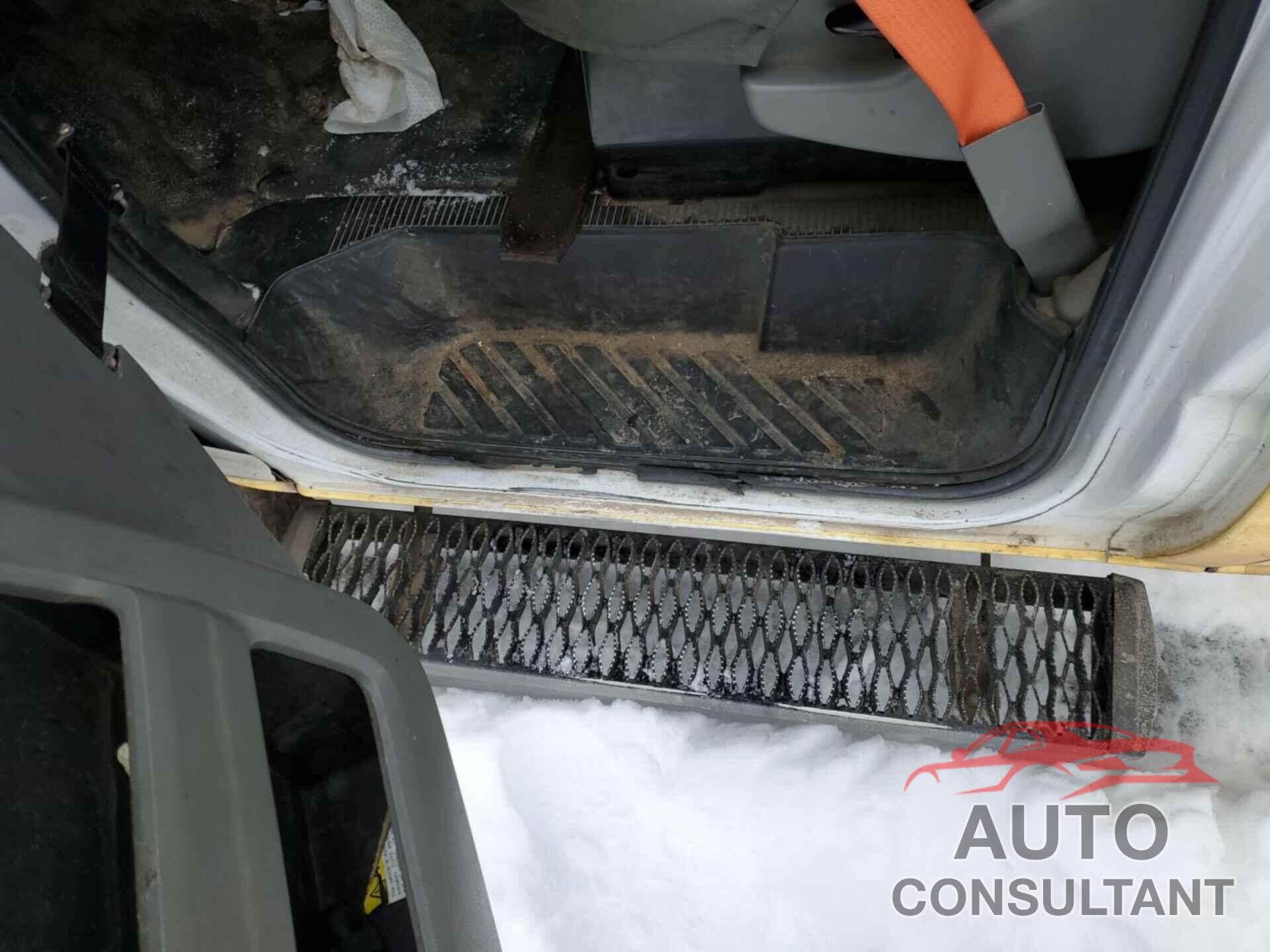 FORD E-450 CUTAWAY 2018 - 1FDXE4FS5JDC25021