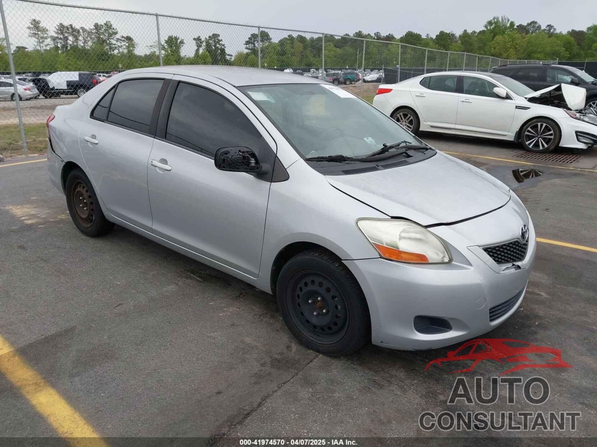 TOYOTA YARIS 2009 - JTDBT903394043218