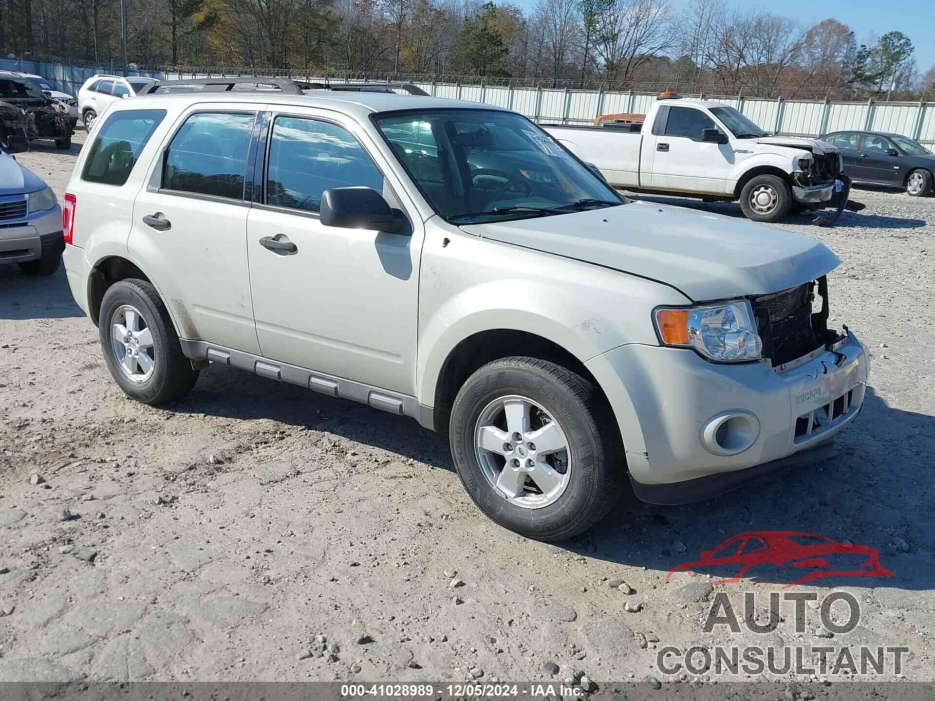 FORD ESCAPE 2009 - 1FMCU02719KA91871