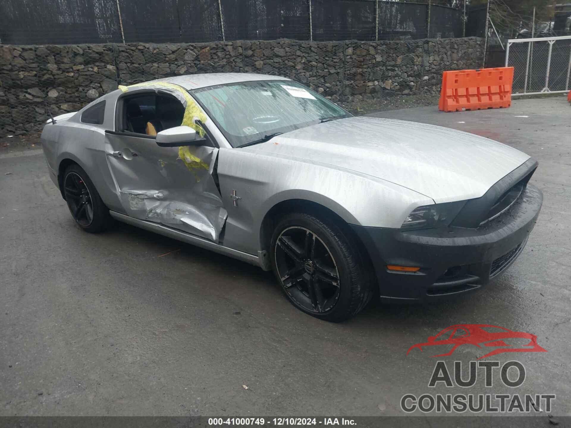 FORD MUSTANG 2013 - 1ZVBP8AM2D5268056