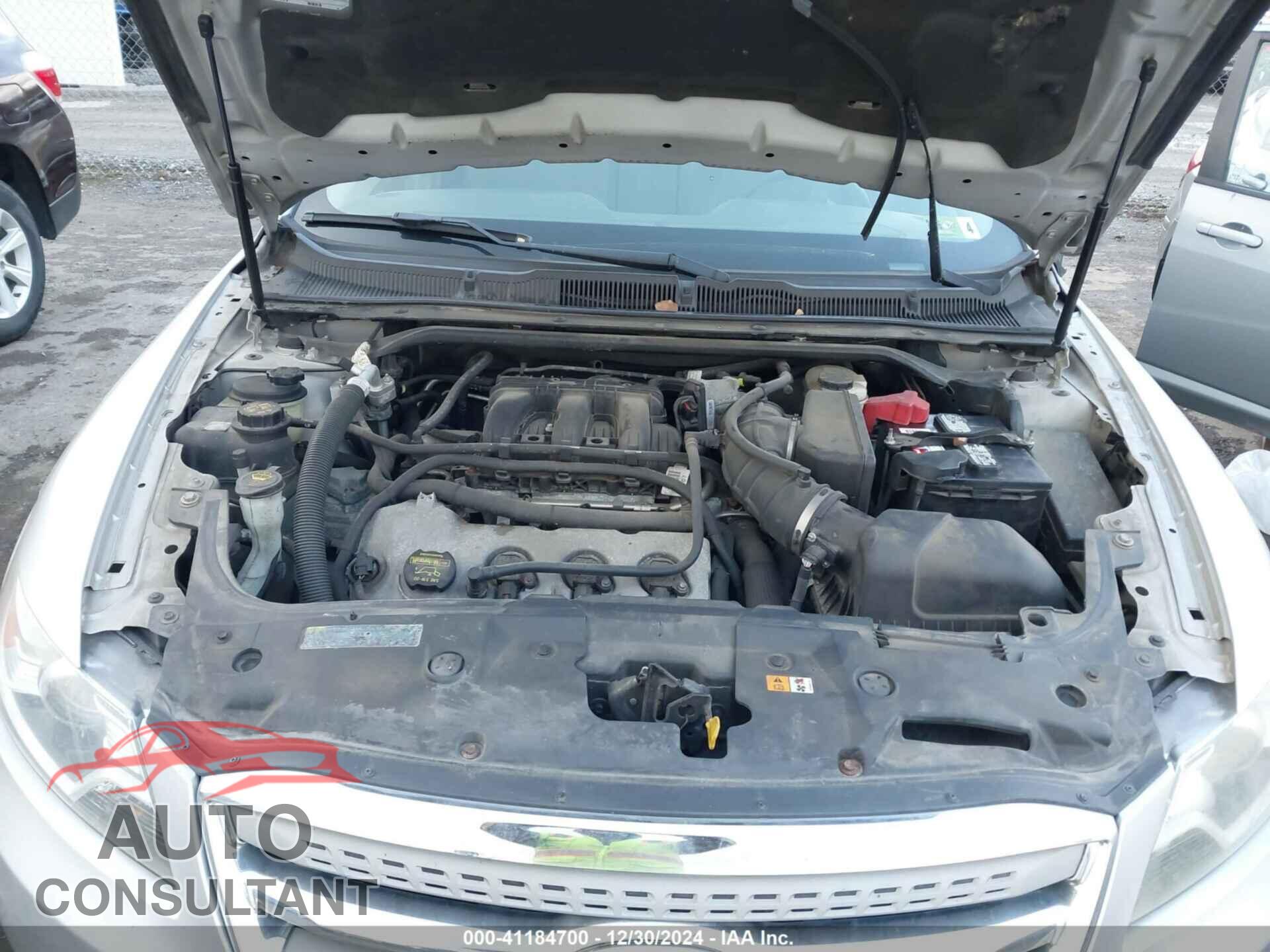 FORD TAURUS 2011 - 1FAHP2DW1BG178041