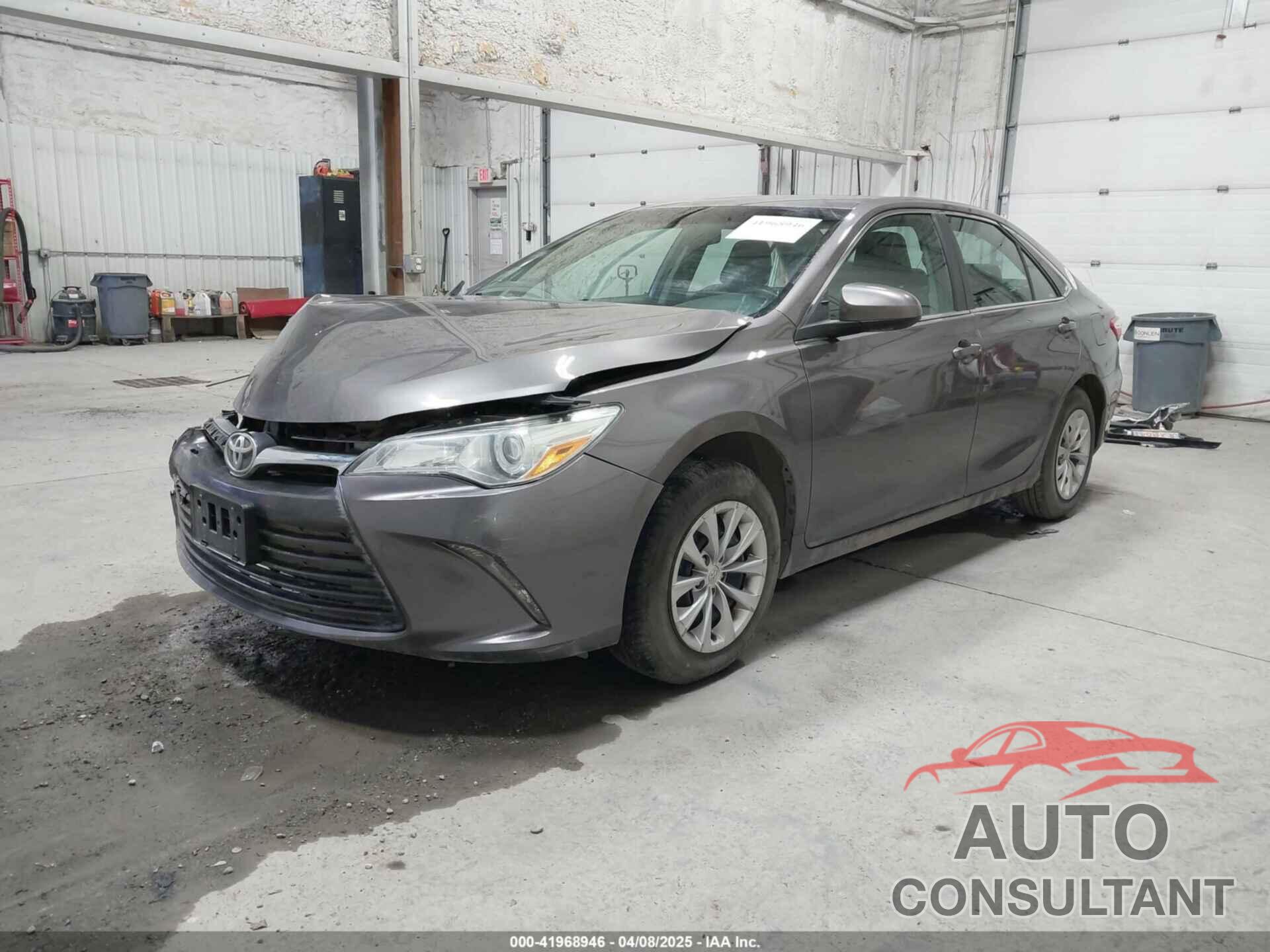 TOYOTA CAMRY 2016 - 4T4BF1FK7GR573522