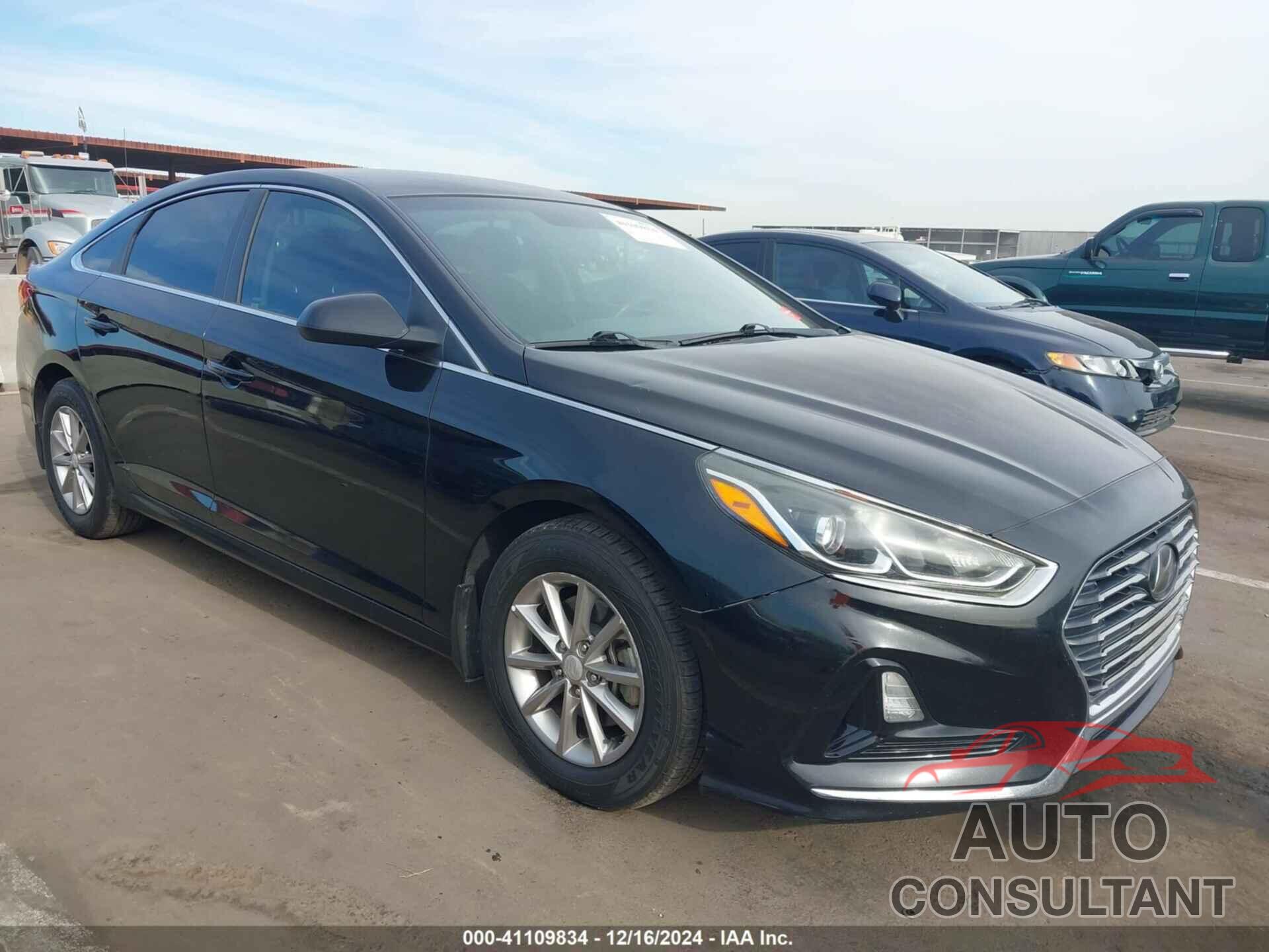 HYUNDAI SONATA 2018 - 5NPE24AF8JH672791