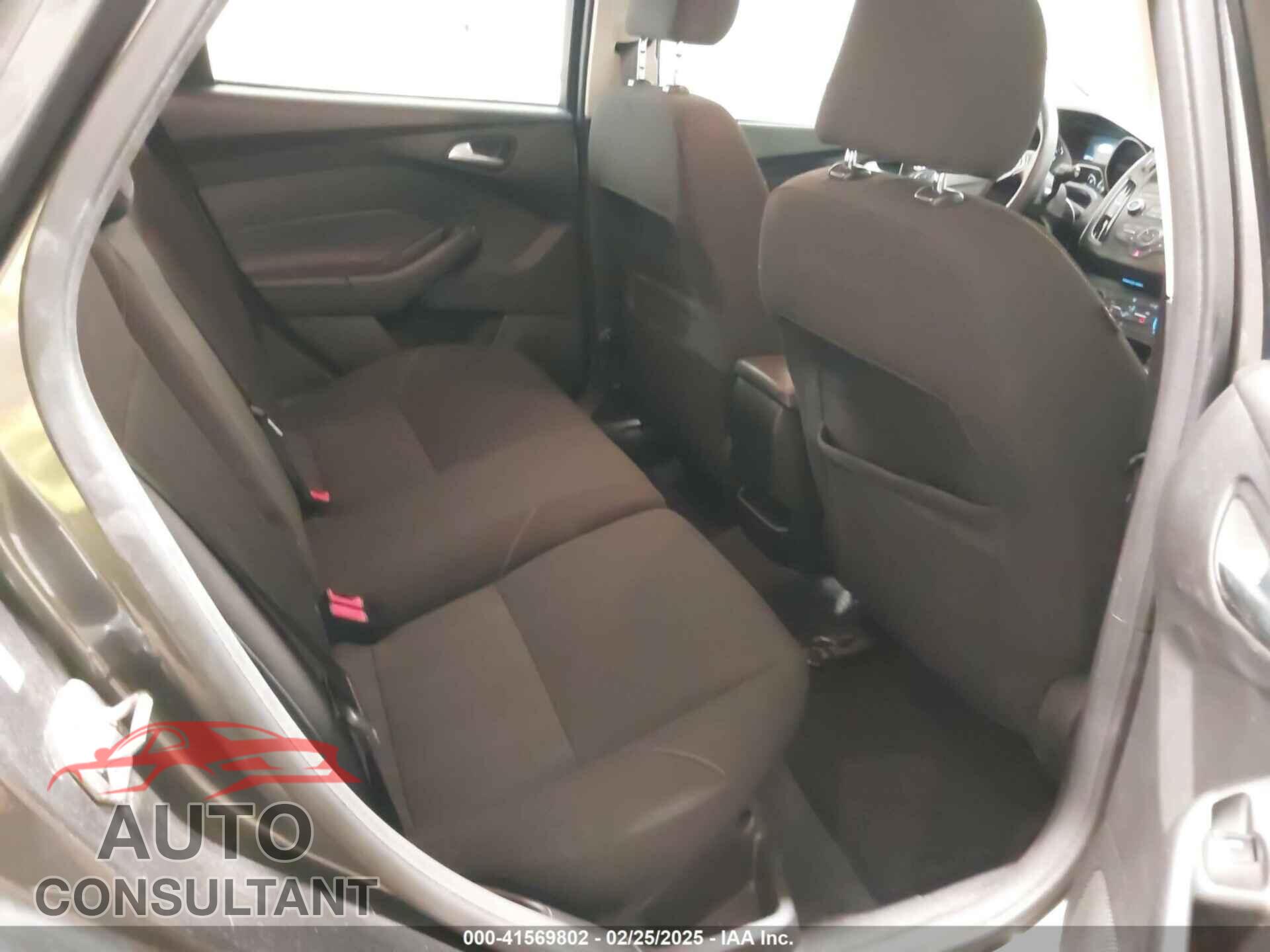 FORD FOCUS 2015 - 1FADP3KE1FL293928