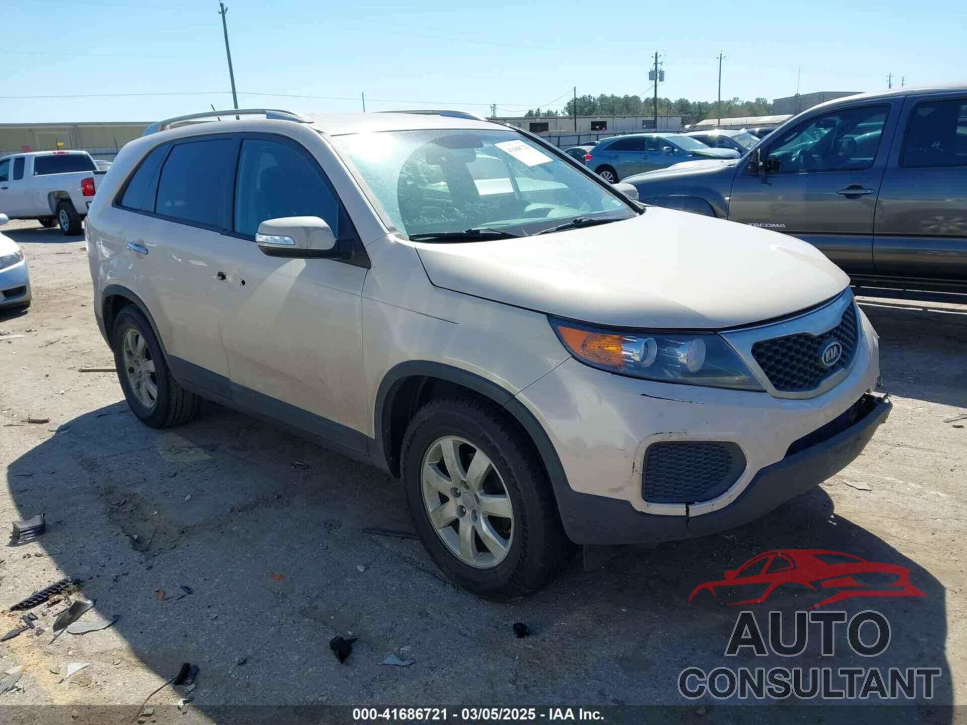 KIA SORENTO 2012 - 5XYKT3A61CG211128