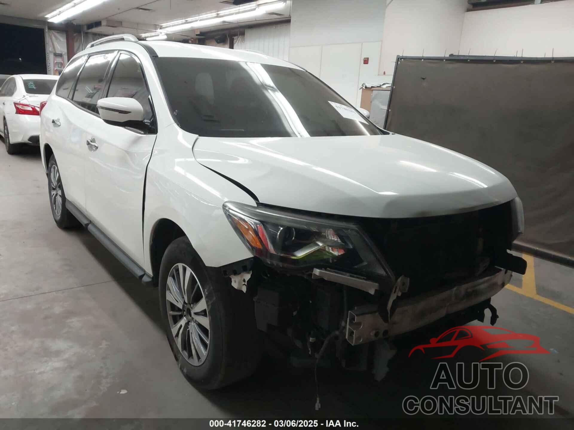 NISSAN PATHFINDER 2017 - 5N1DR2MN5HC663871