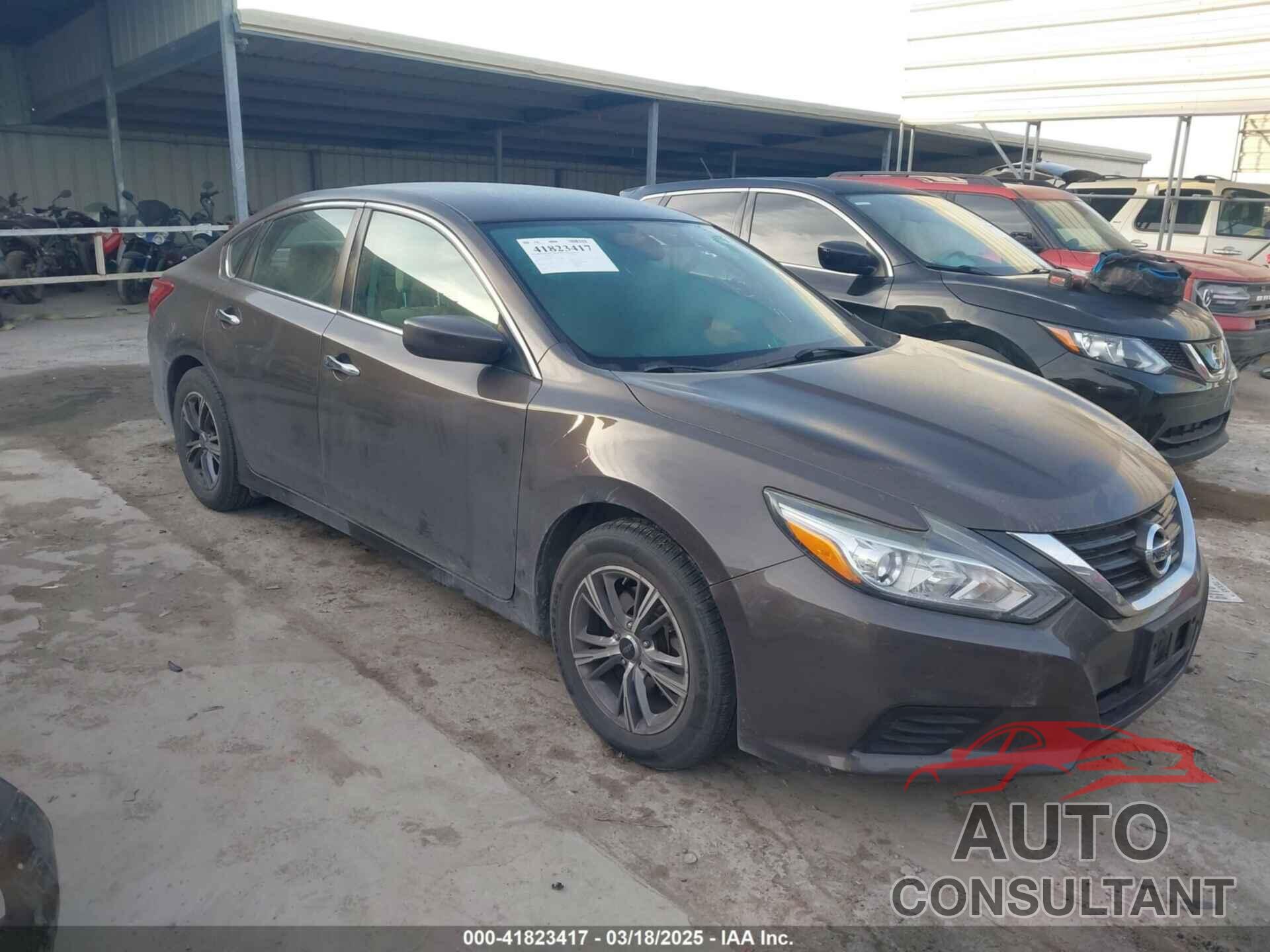 NISSAN ALTIMA 2017 - 1N4AL3AP3HC113482