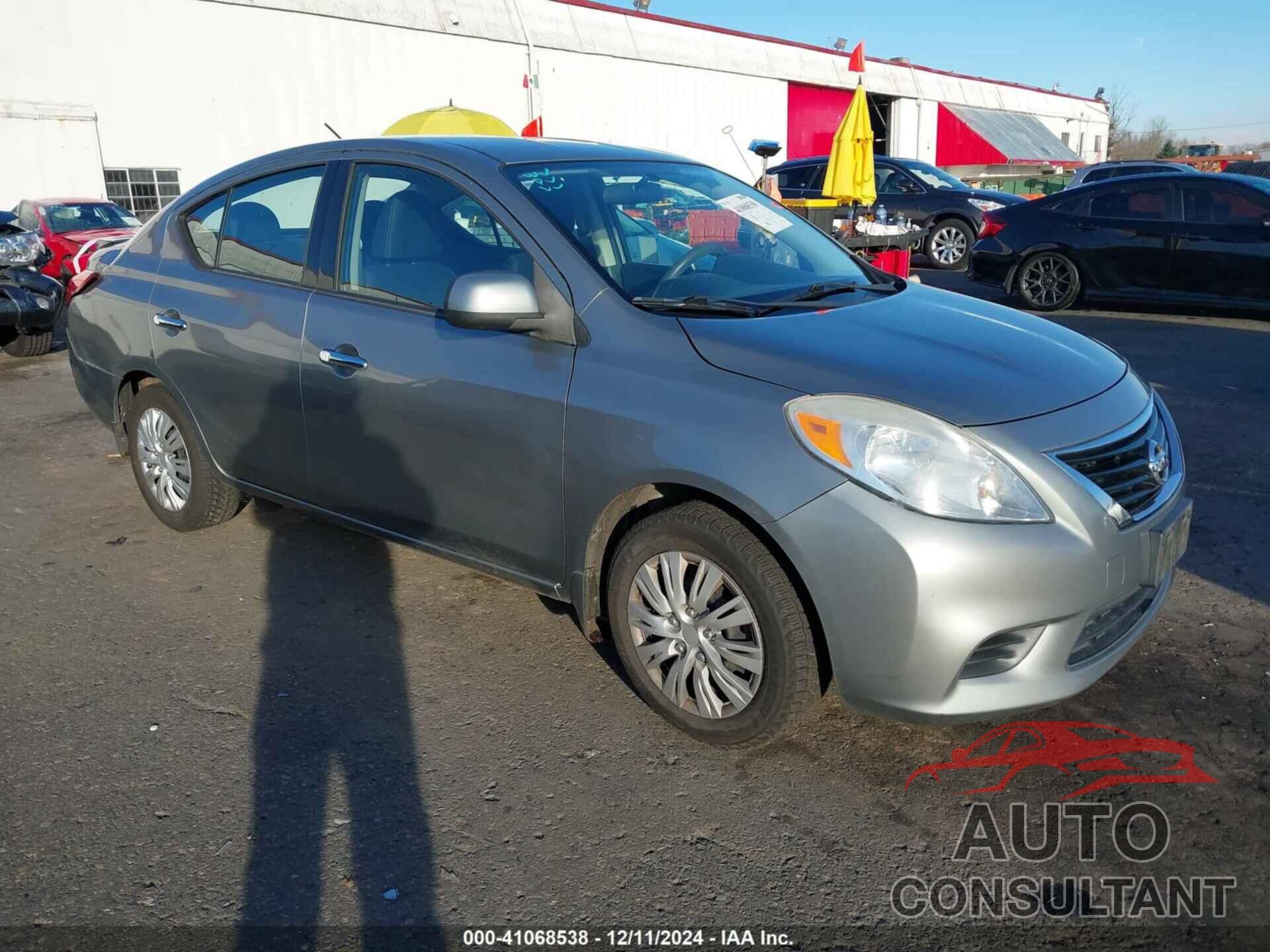 NISSAN VERSA 2014 - 3N1CN7AP7EL804571