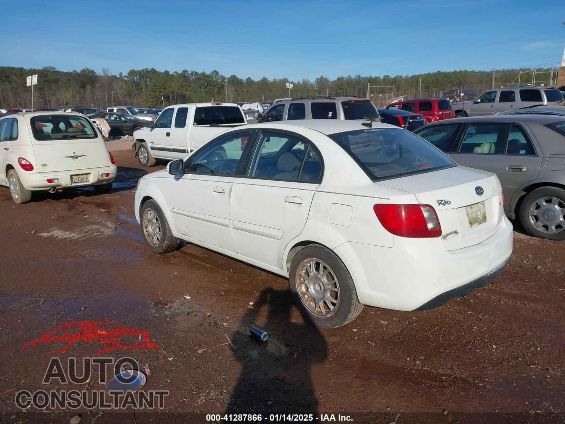 KIA RIO 2011 - KNADH4A35B6939149
