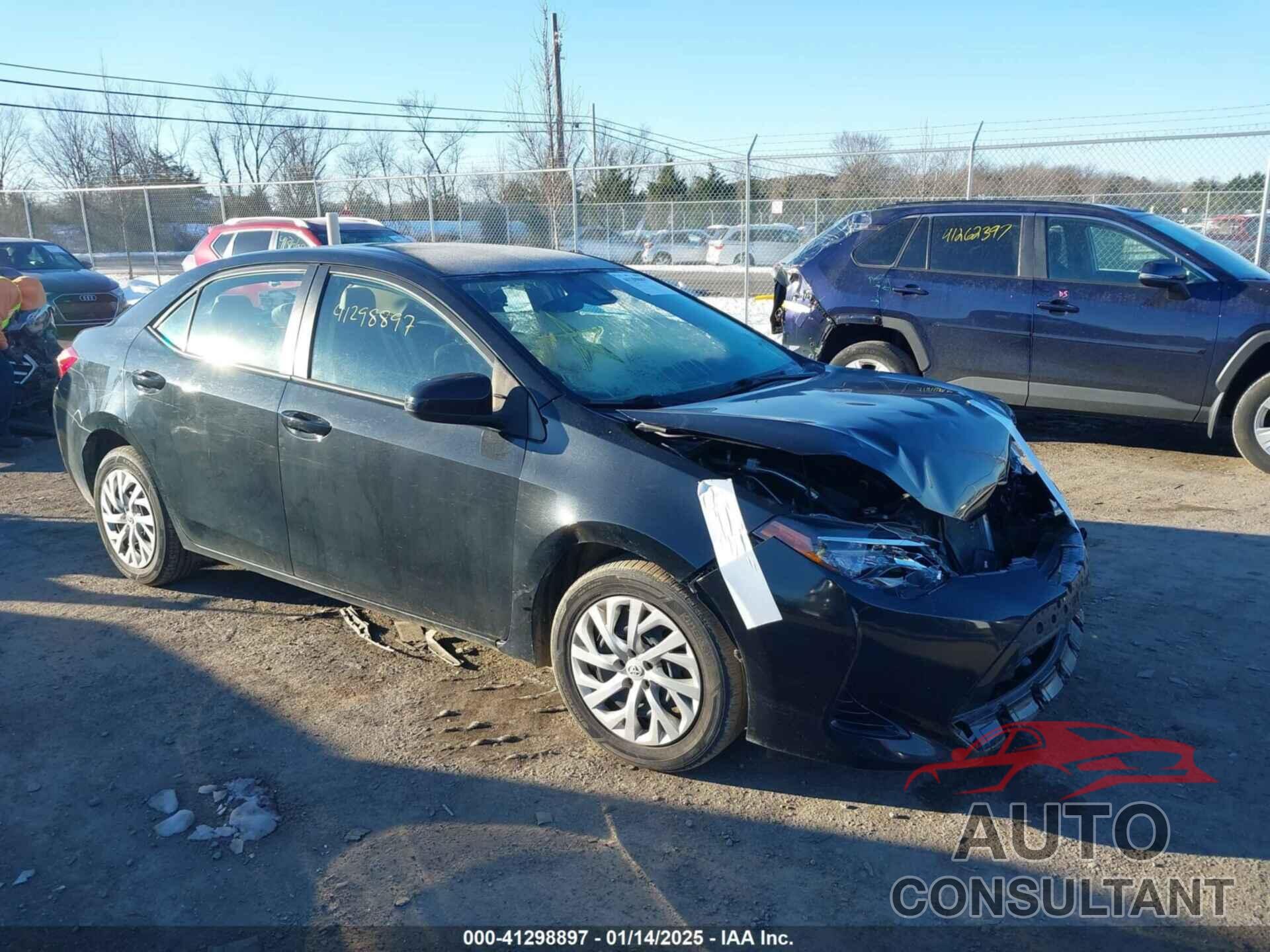 TOYOTA COROLLA 2017 - 2T1BURHEXHC812473