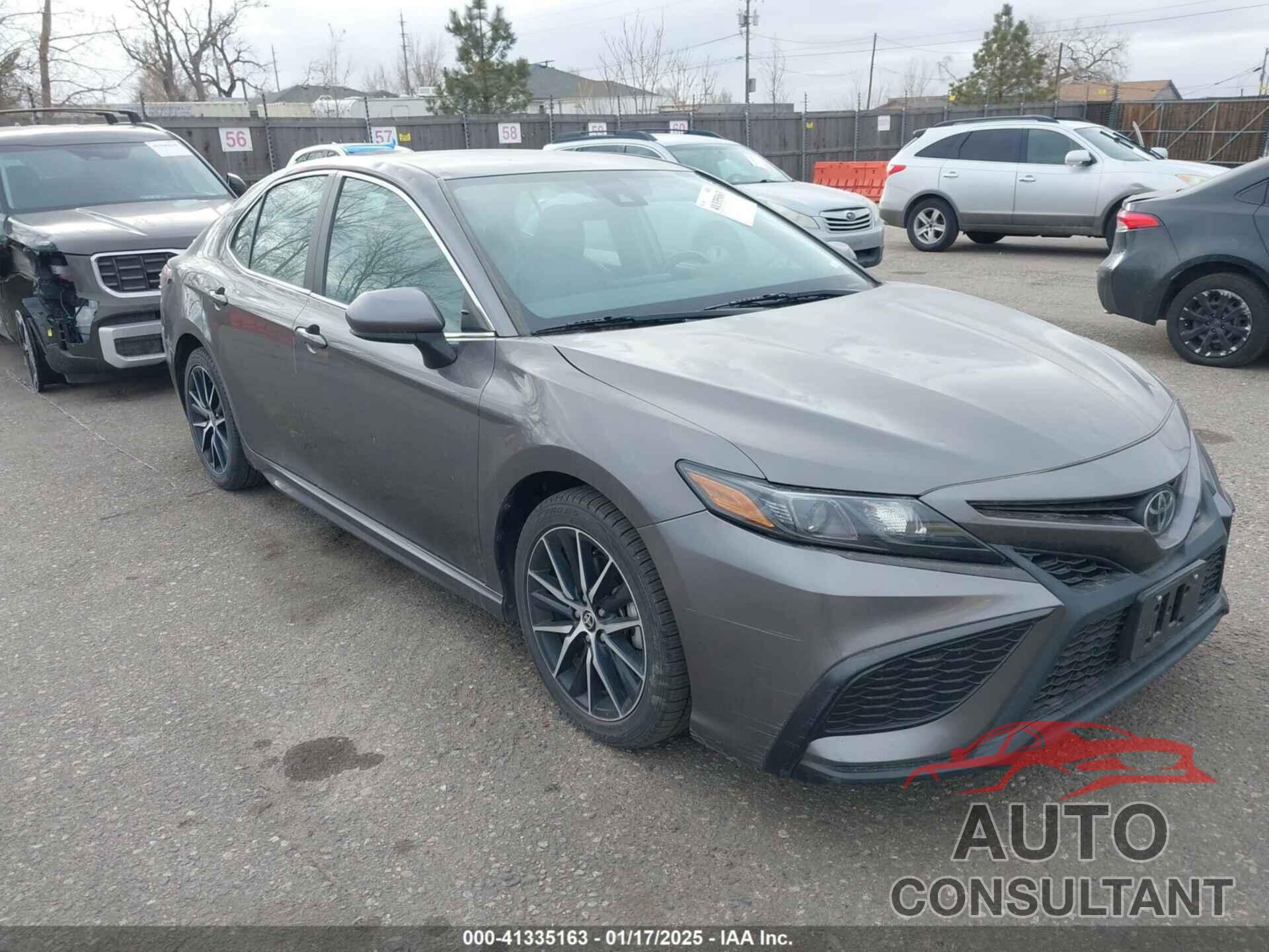 TOYOTA CAMRY 2021 - 4T1G11AK5MU524322