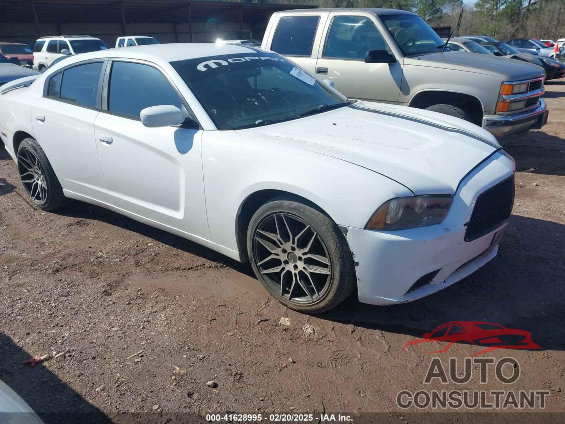 DODGE CHARGER 2013 - 2C3CDXBG4DH696579