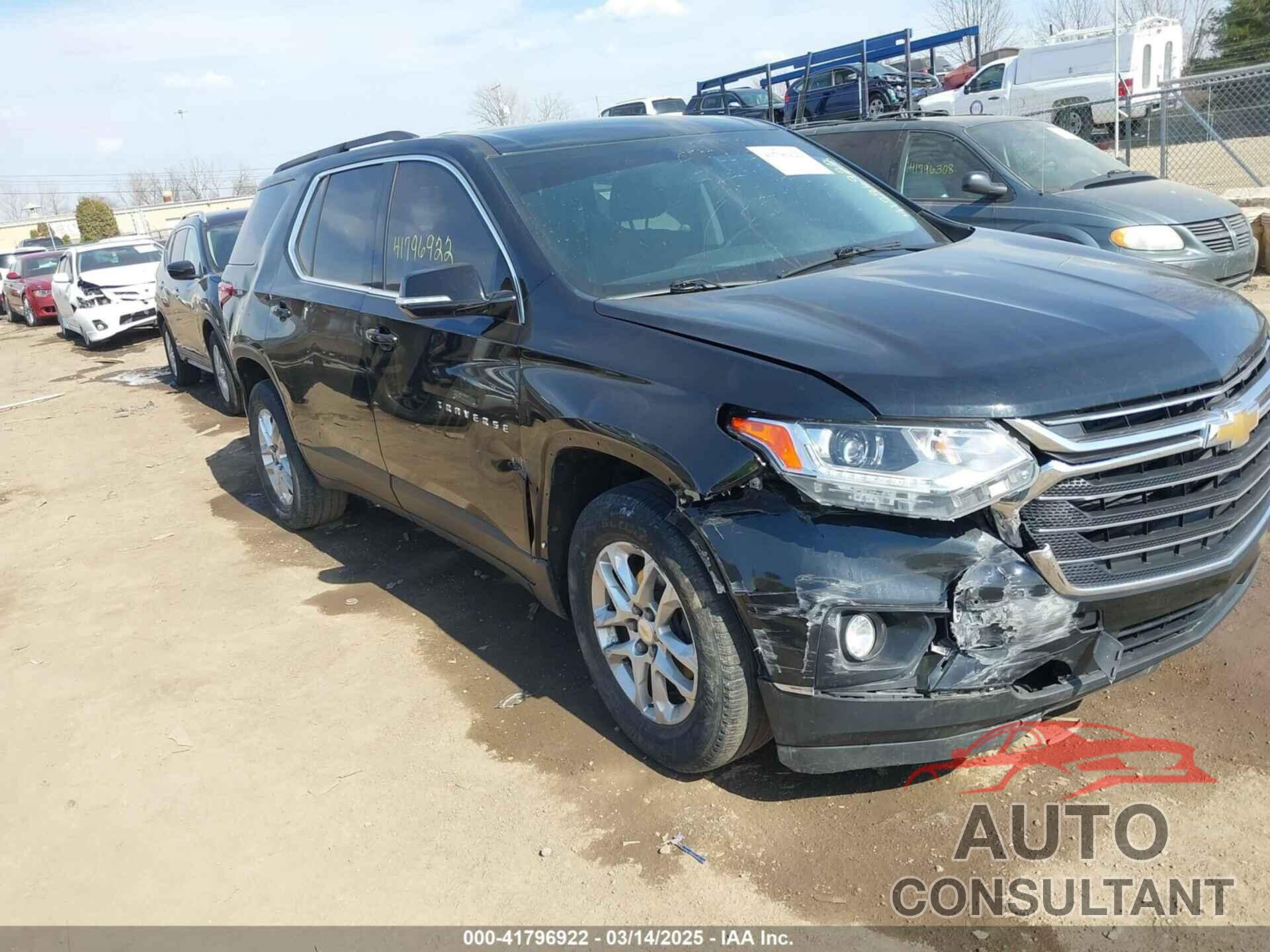 CHEVROLET TRAVERSE 2019 - 1GNERGKW1KJ158289
