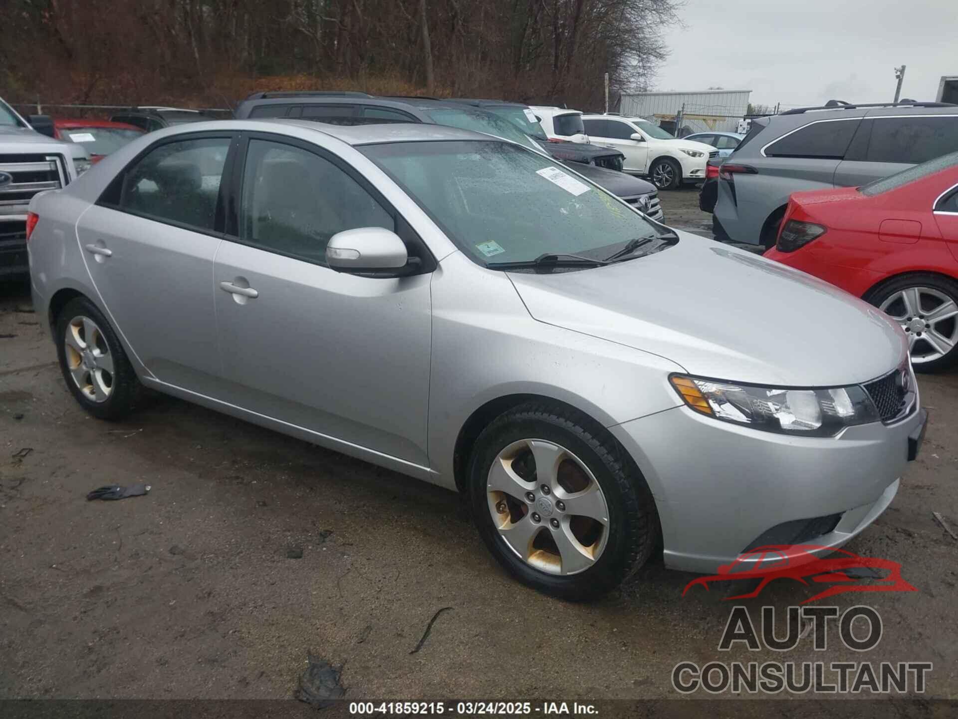 KIA FORTE 2010 - KNAFU4A22A5052611