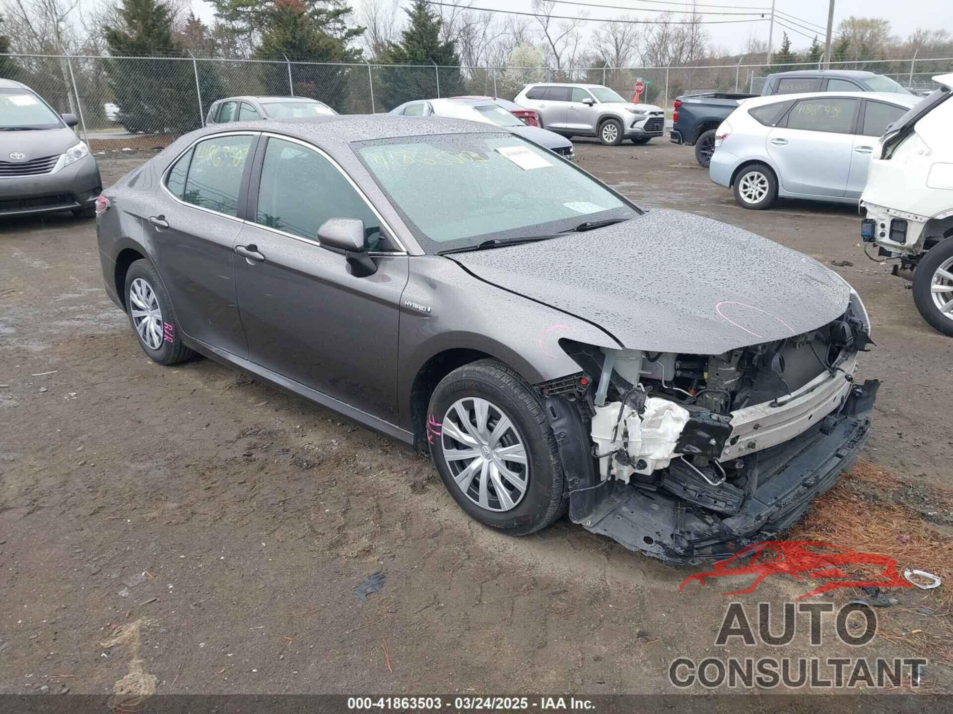 TOYOTA CAMRY 2021 - 4T1C31AK4MU557997