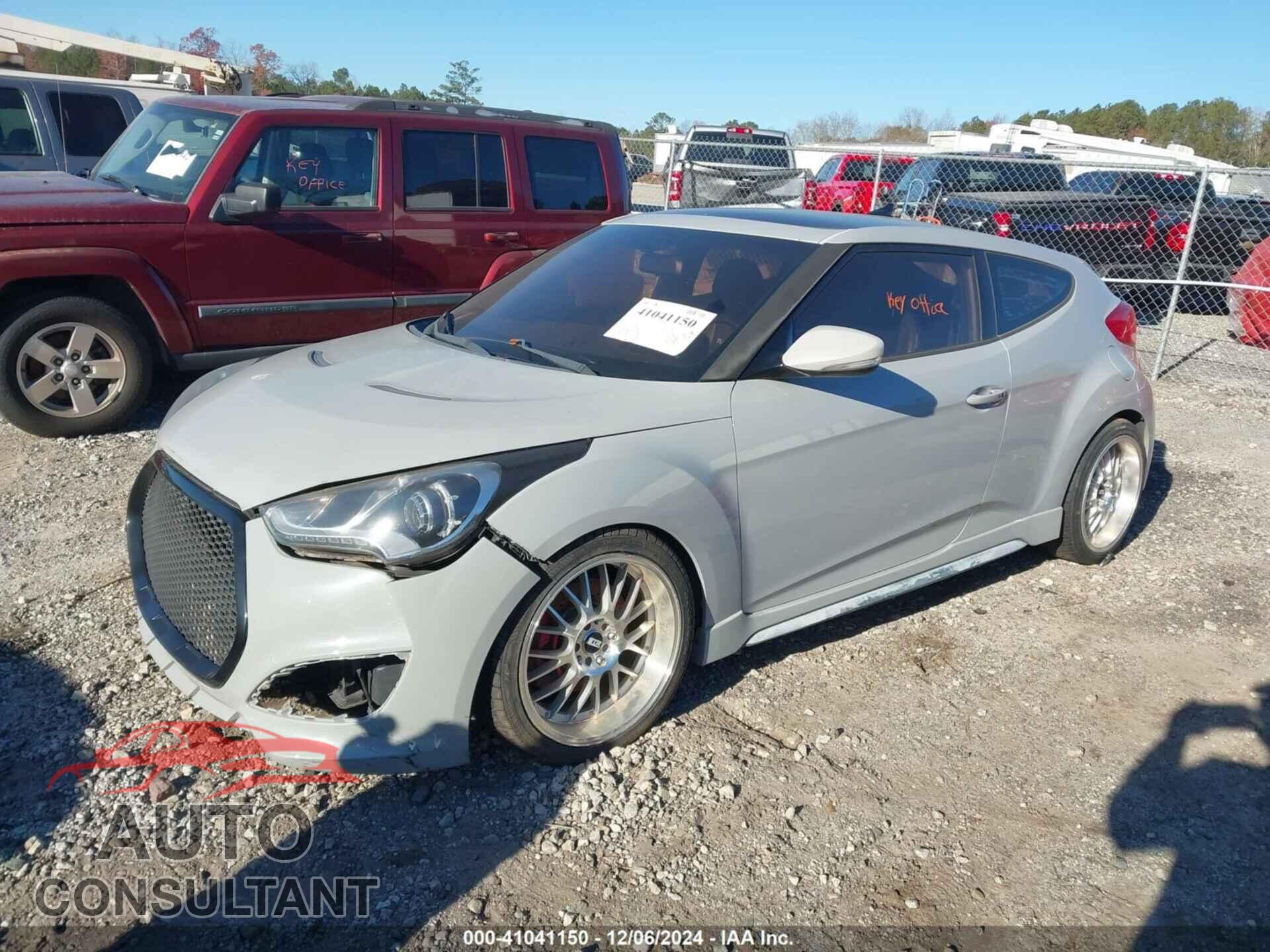 HYUNDAI VELOSTER 2013 - KMHTC6AE2DU180271