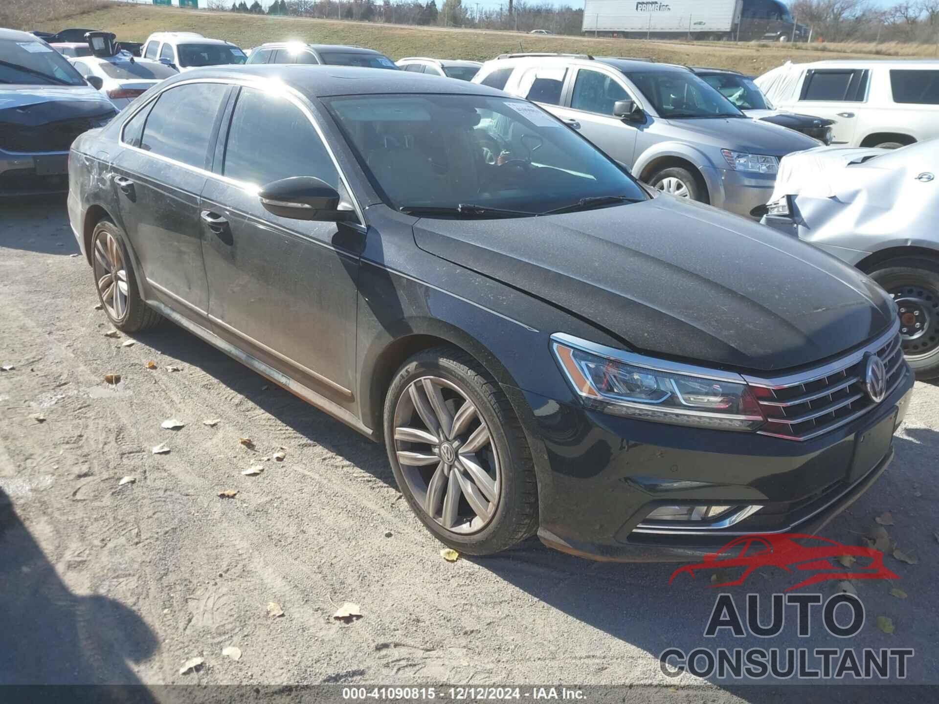 VOLKSWAGEN PASSAT 2017 - 1VWGT7A39HC078100