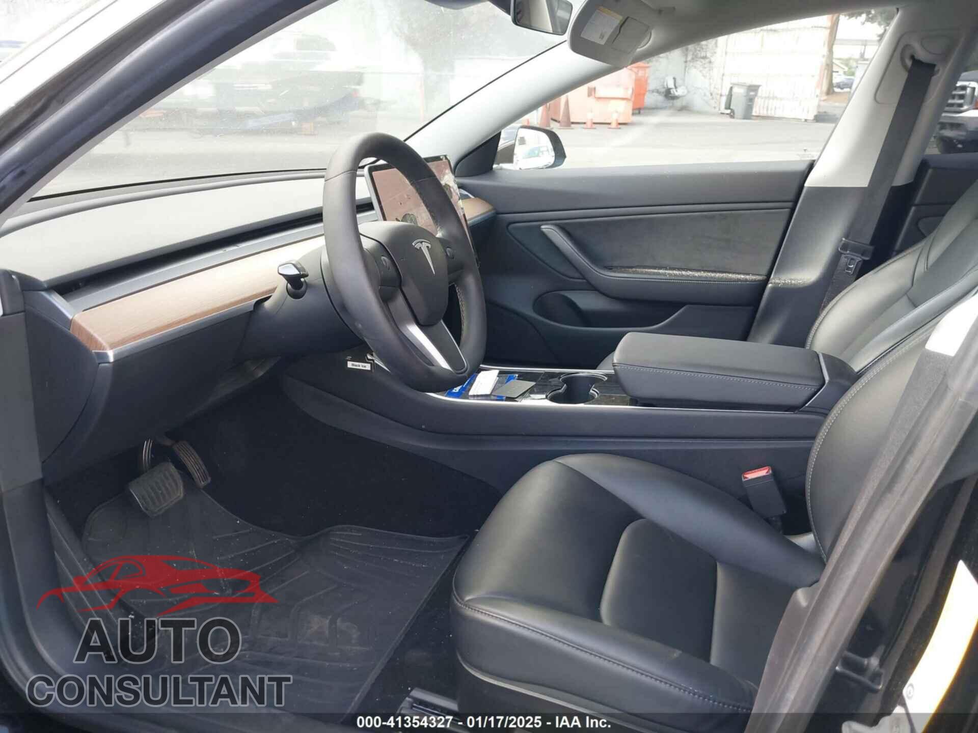 TESLA MODEL 3 2019 - 5YJ3E1EA4KF426705