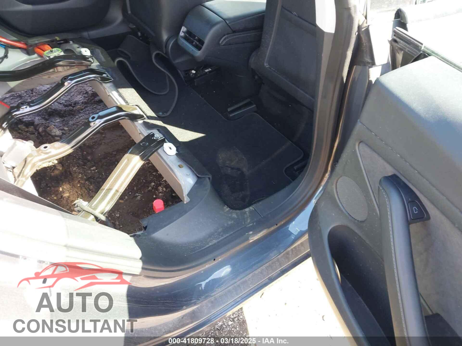 TESLA MODEL 3 2023 - 5YJ3E1ECXPF462519