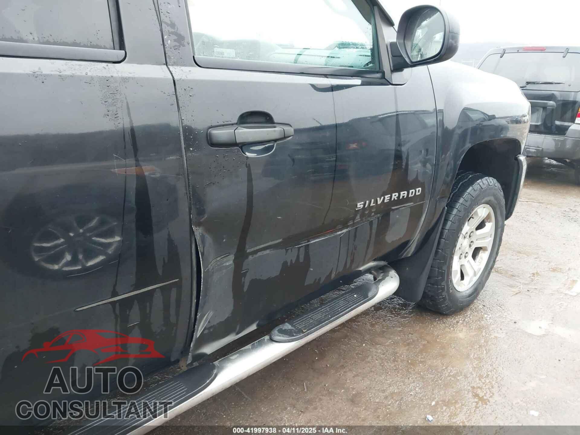 CHEVROLET SILVERADO 1500 2010 - 1GCSKSE33AZ248564