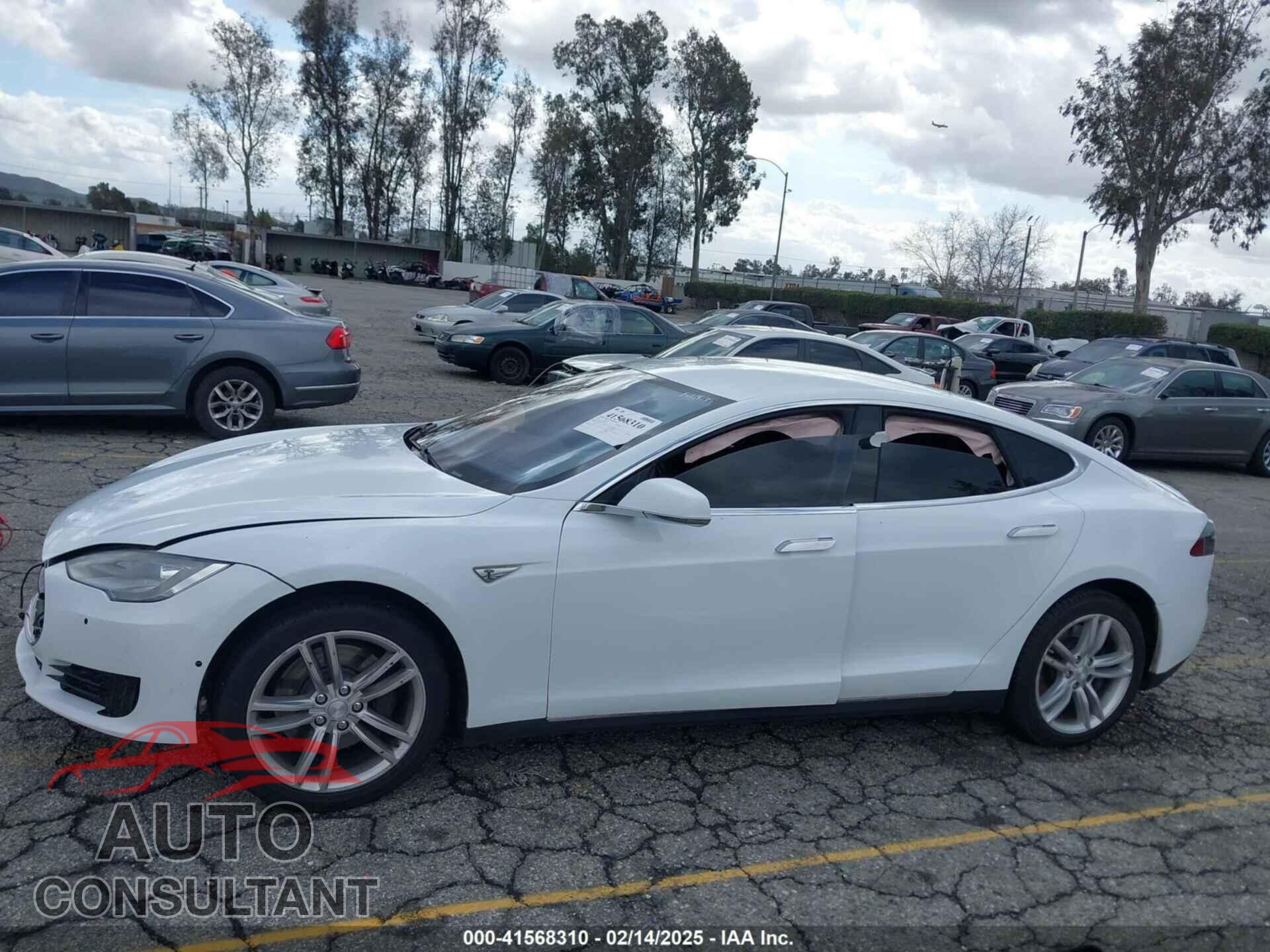 TESLA MODEL S 2015 - 5YJSA1S25FF093506