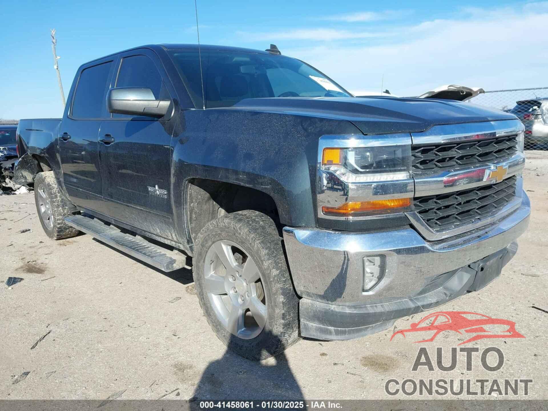 CHEVROLET SILVERADO 1500 2018 - 3GCPCREC0JG210642