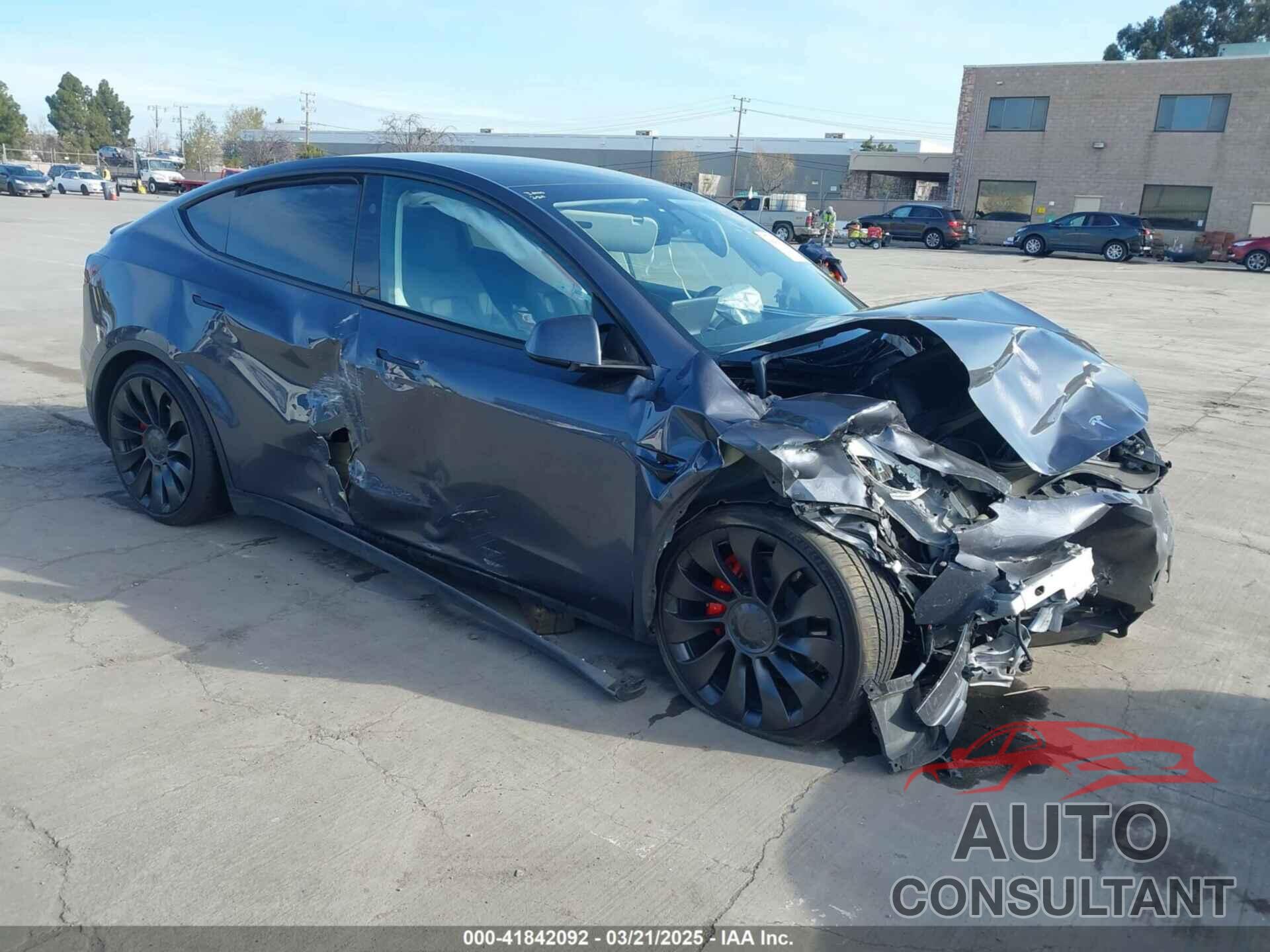 TESLA MODEL Y 2023 - 7SAYGDEF5PF917338