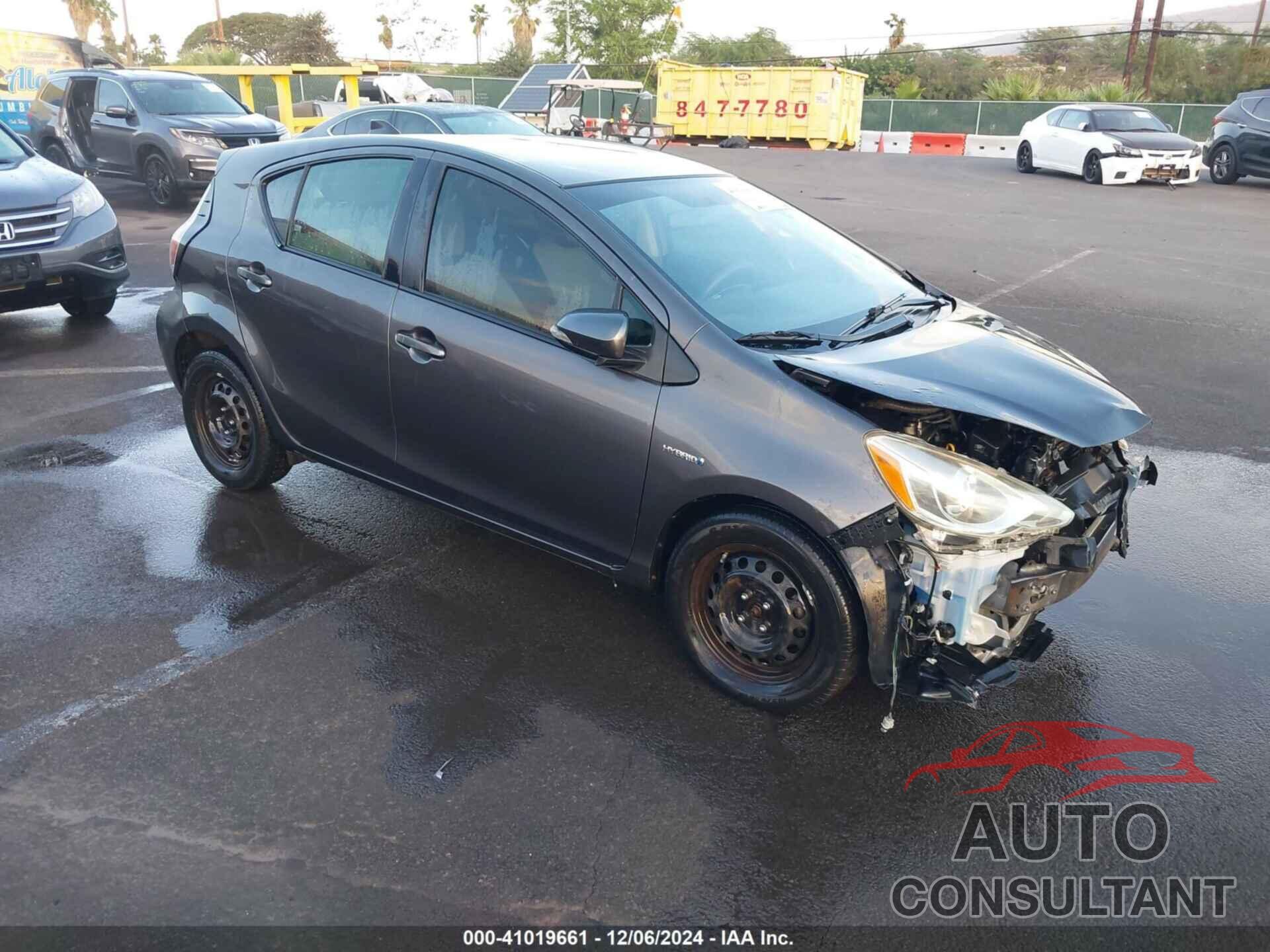 TOYOTA PRIUS C 2015 - JTDKDTB3XF1092565