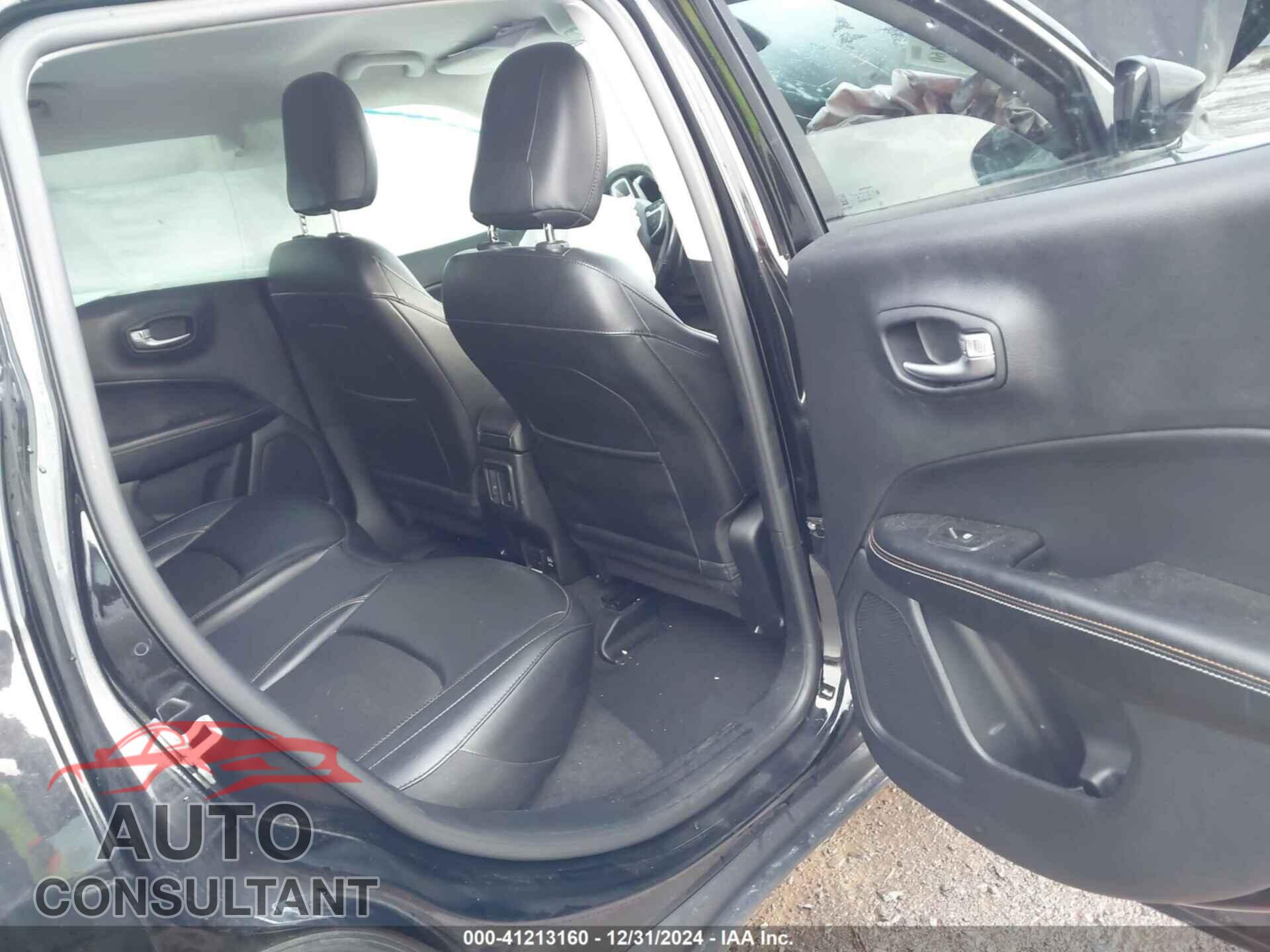 JEEP COMPASS 2021 - 3C4NJDBB2MT600066