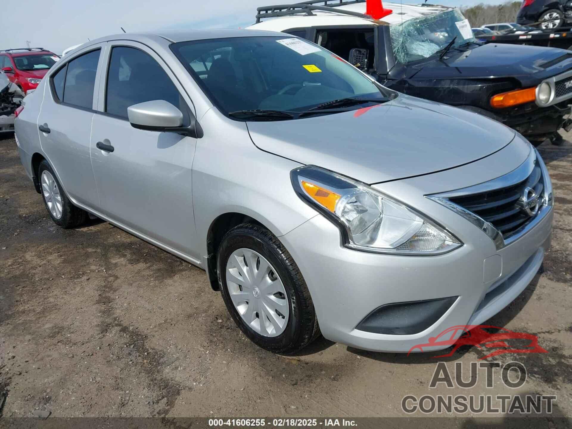 NISSAN VERSA 2018 - 3N1CN7AP4JL864043