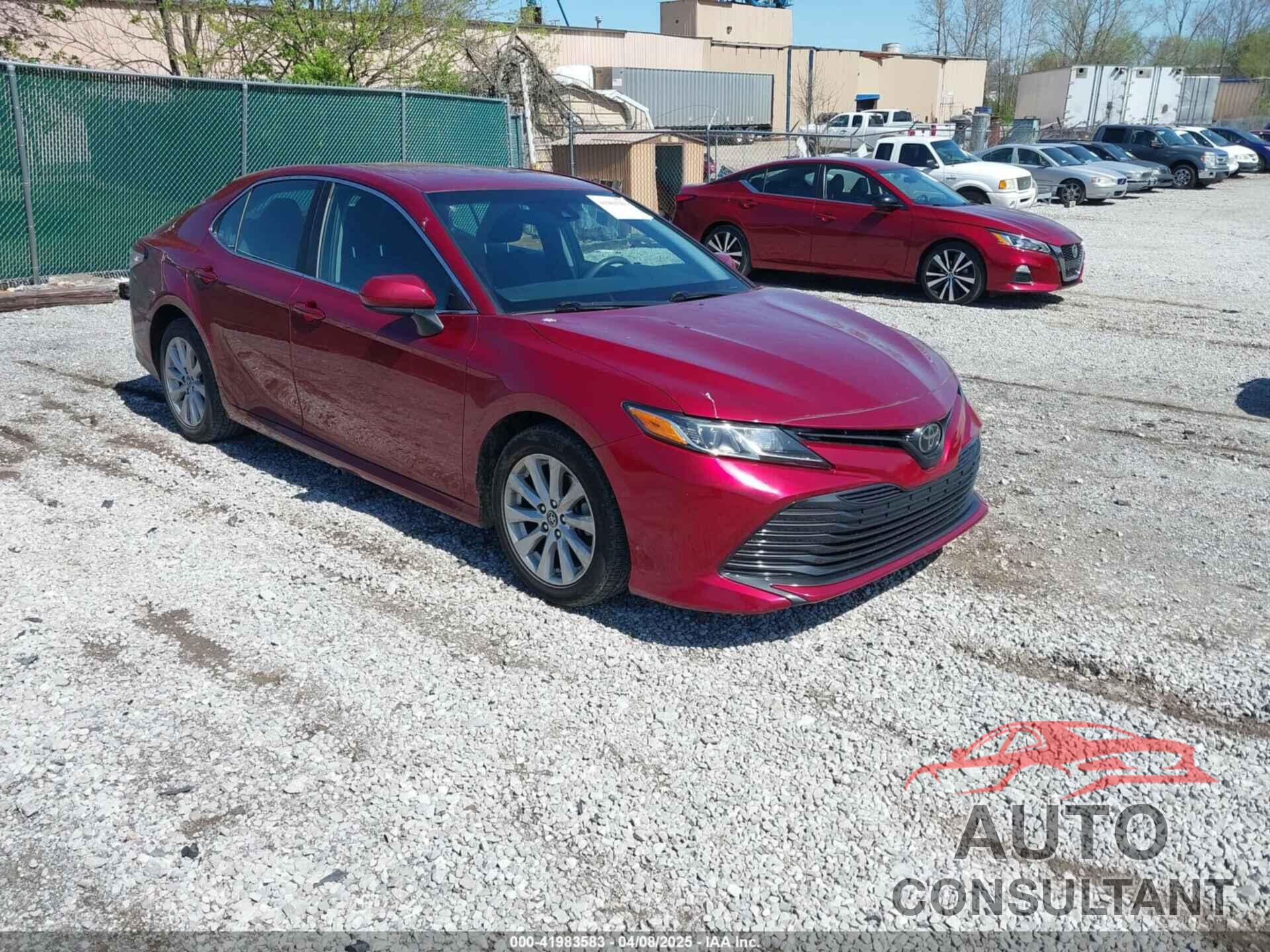 TOYOTA CAMRY 2018 - 4T1B11HK9JU574720