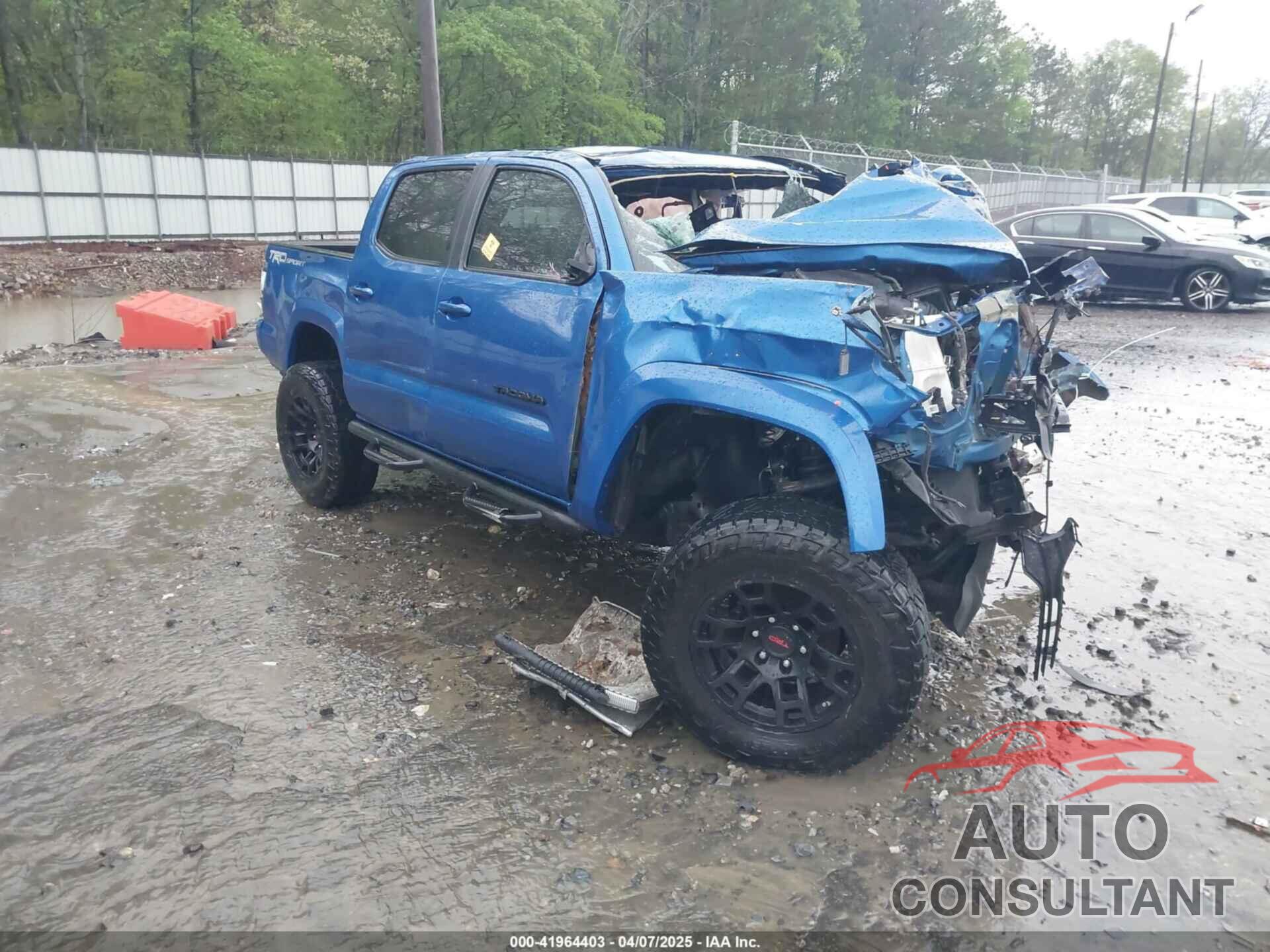 TOYOTA TACOMA 2017 - 5TFAZ5CN2HX039819