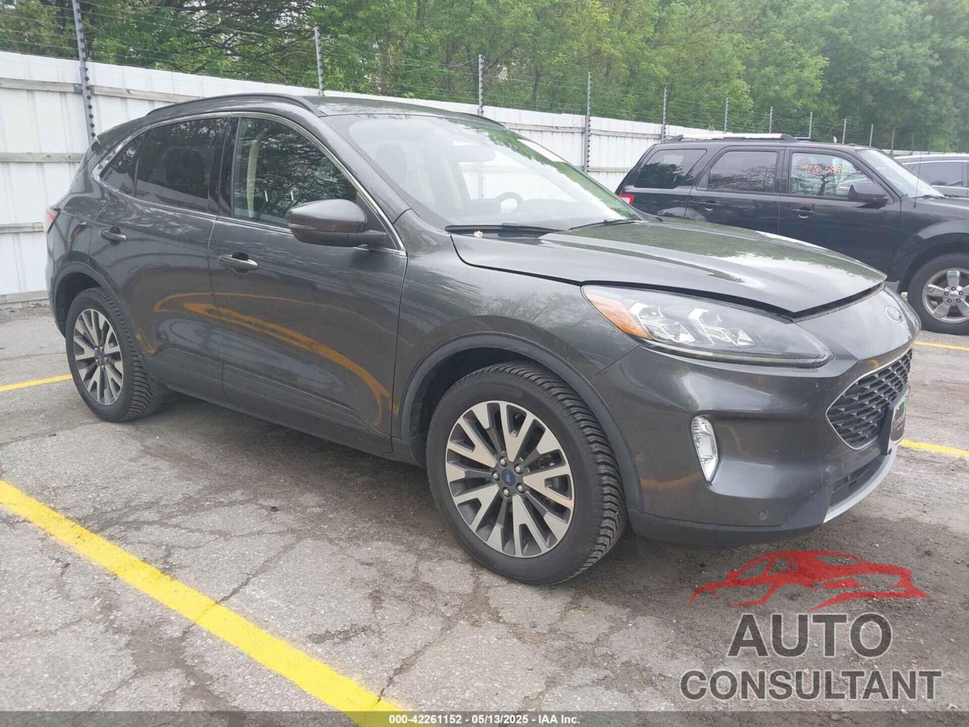 FORD ESCAPE 2020 - 1FMCU9J96LUA00564