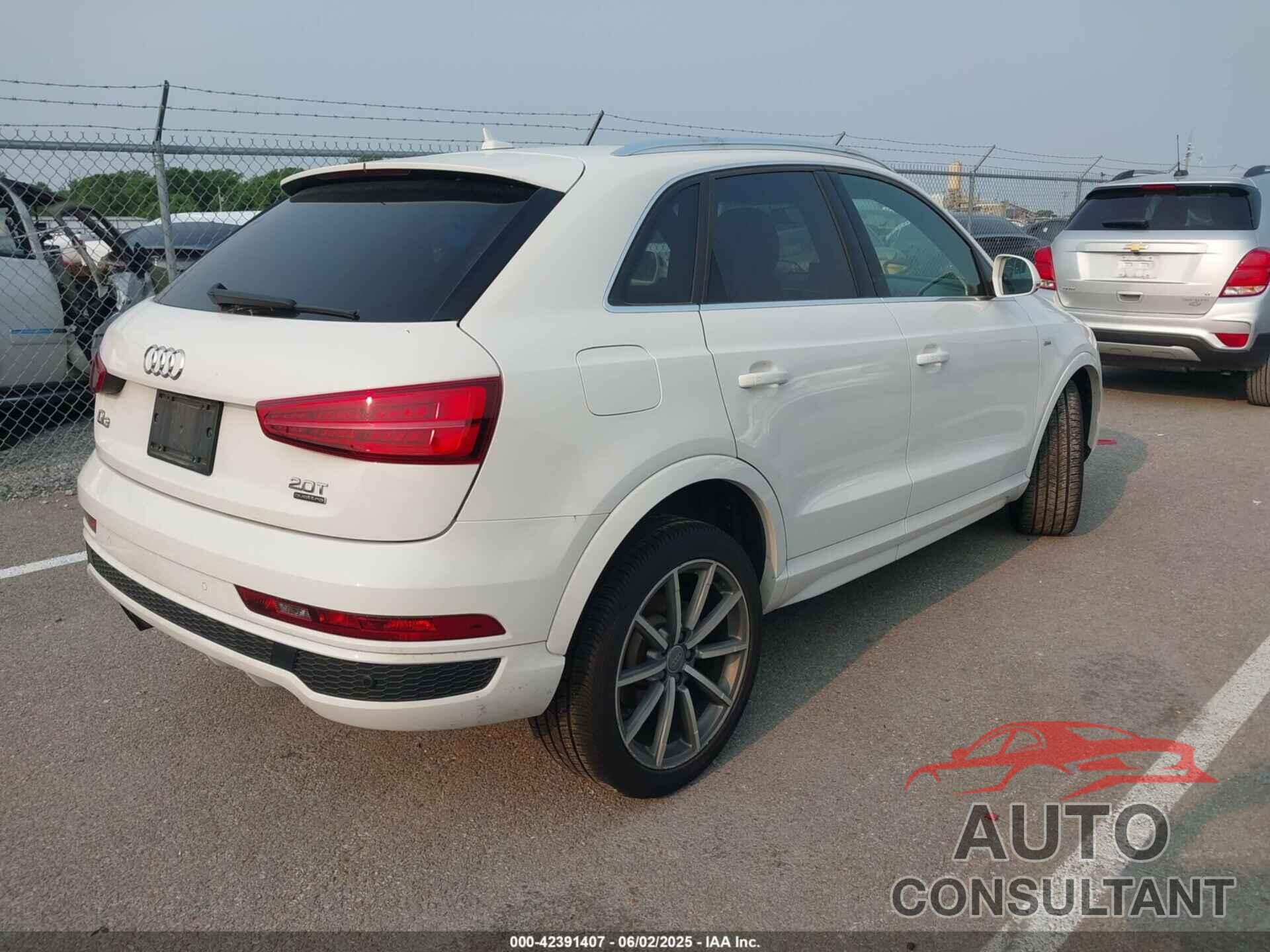 AUDI Q3 2018 - WA1JCCFS9JR026173