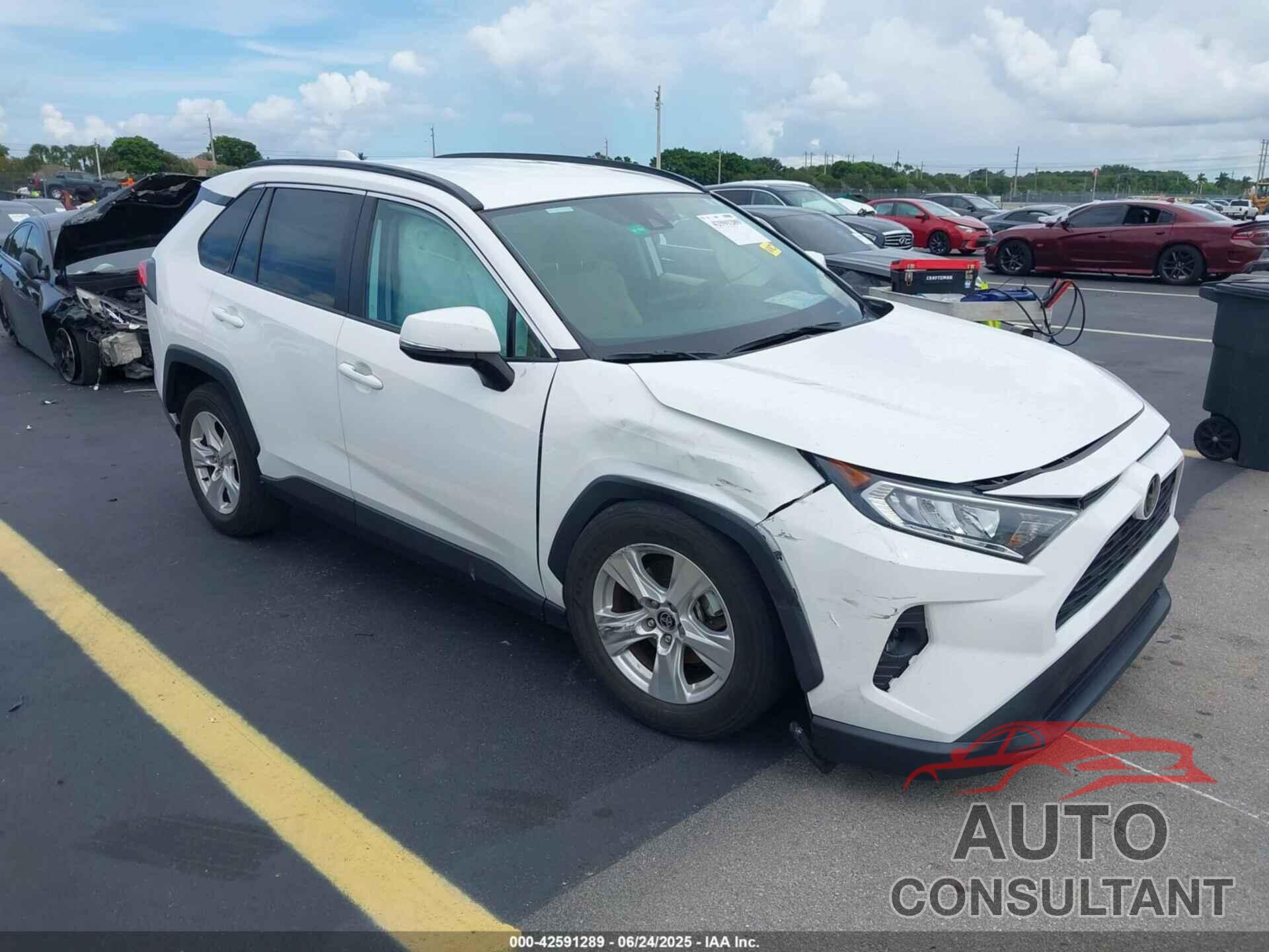 TOYOTA RAV4 2021 - 2T3W1RFV4MC140859