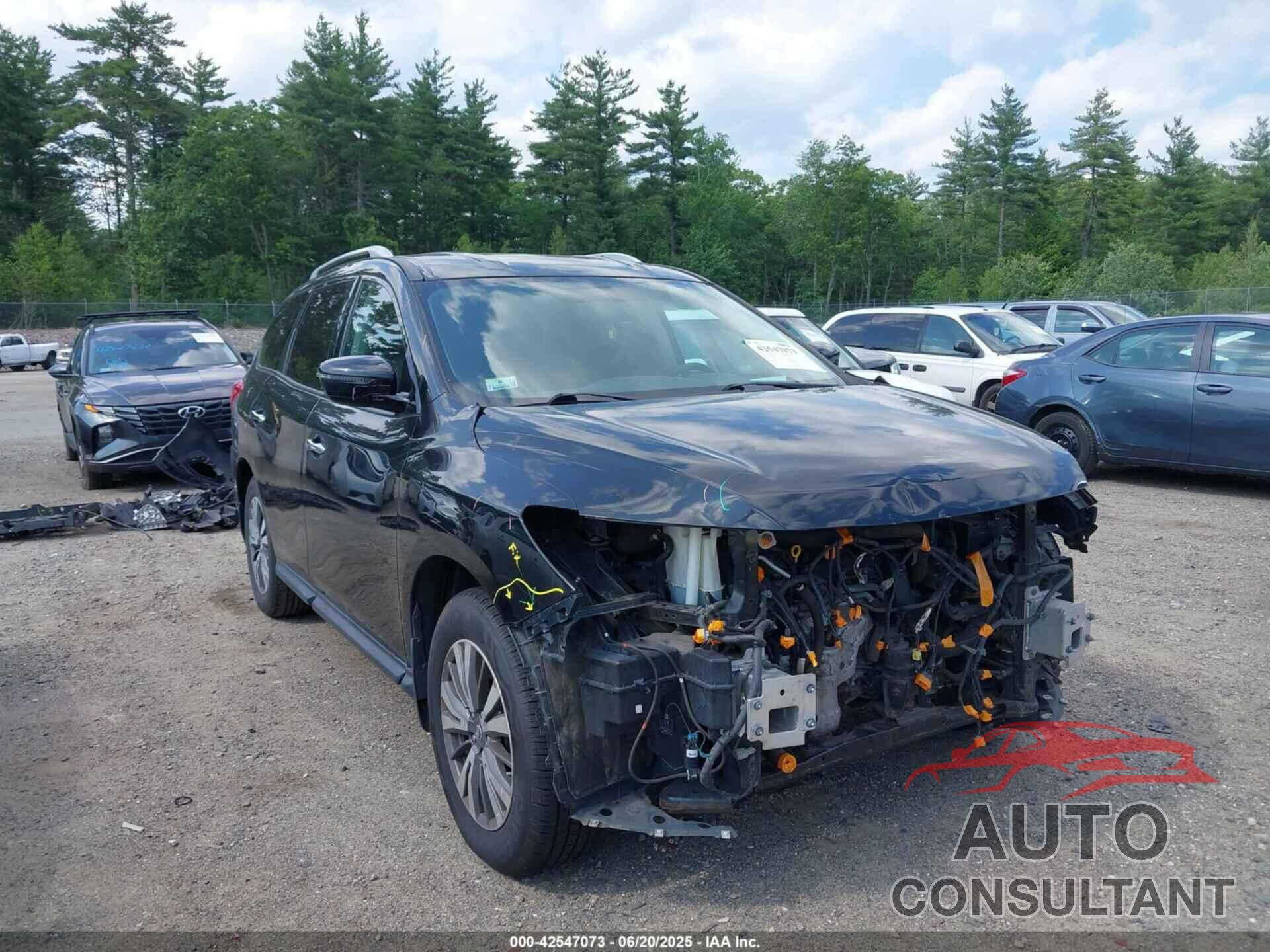 NISSAN PATHFINDER 2017 - 5N1DR2MM3HC621545