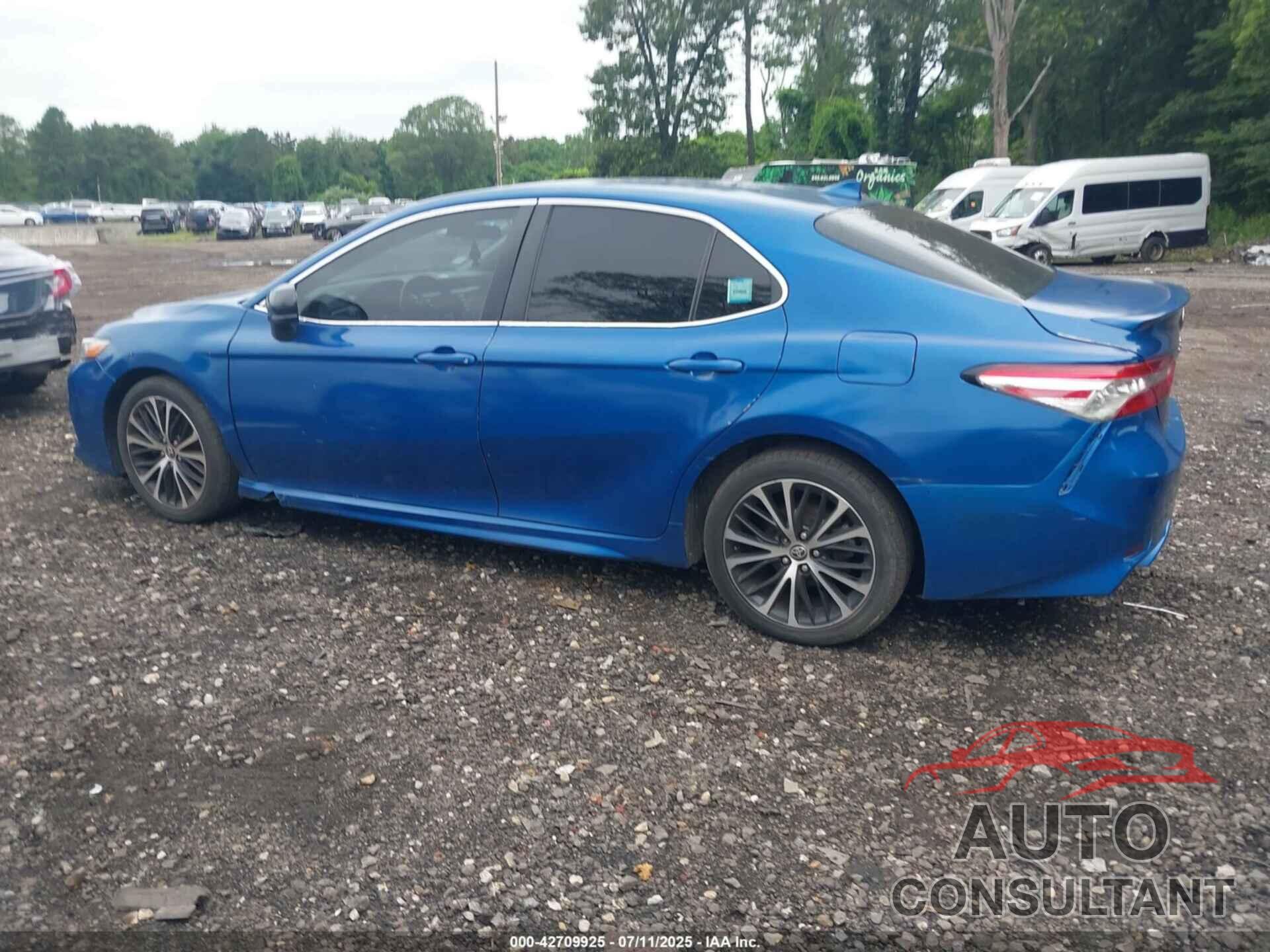 TOYOTA CAMRY 2019 - 4T1B11HK2KU164830