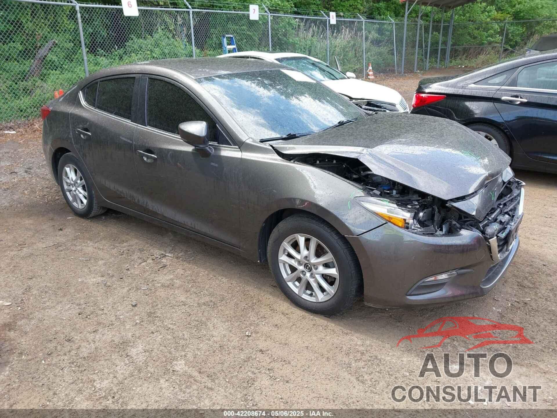 MAZDA MAZDA3 2018 - 3MZBN1U72JM173912