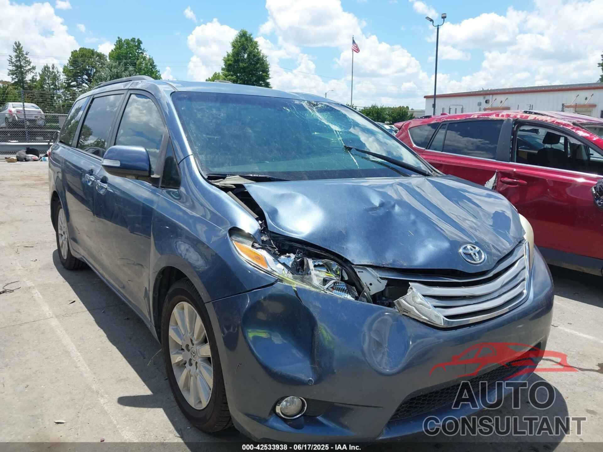 TOYOTA SIENNA 2015 - 5TDYK3DCXFS637048